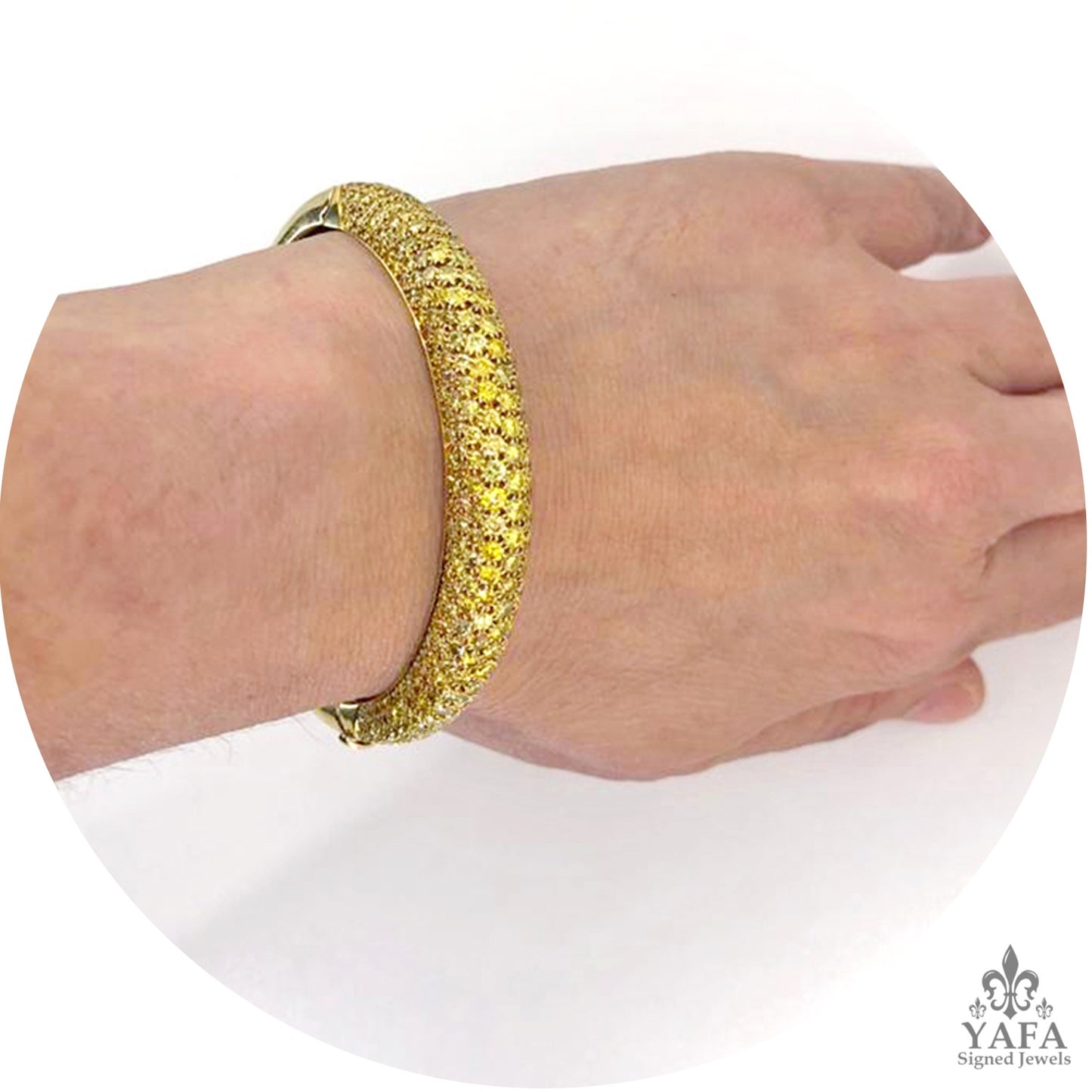 VAN CLEEF & ARPELS Yellow Diamond Bangle Bracelet