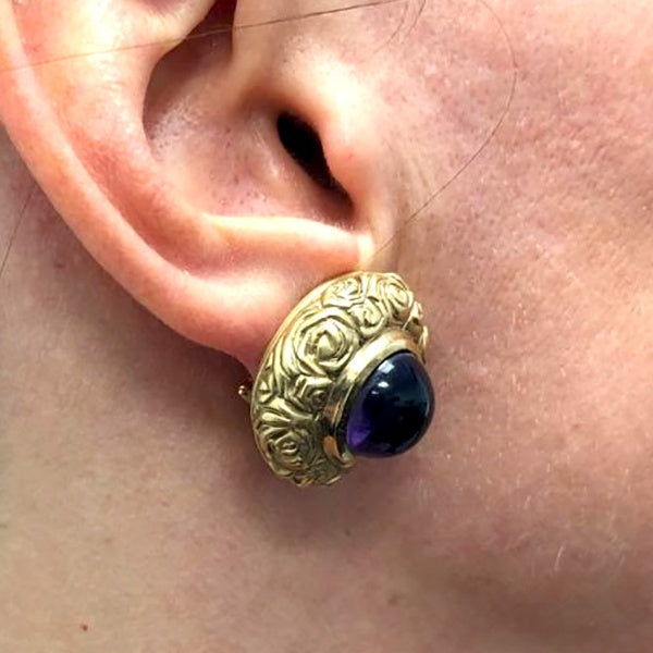 18k Gold Cabochon Amethyst Earrings