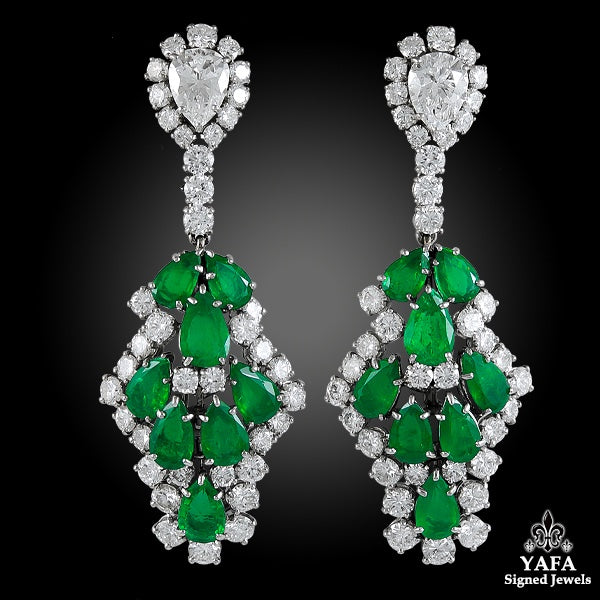 HARRY WINSTON Emerald Diamond Chandelier Earrings