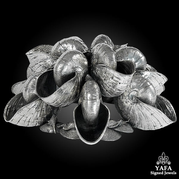 BUCCELLATI Silver Nautilus Seashell Centerpiece