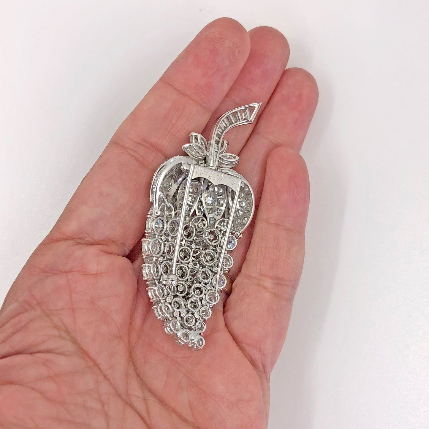 VAN CLEEF & ARPELS Diamond Acorn Motif Brooch