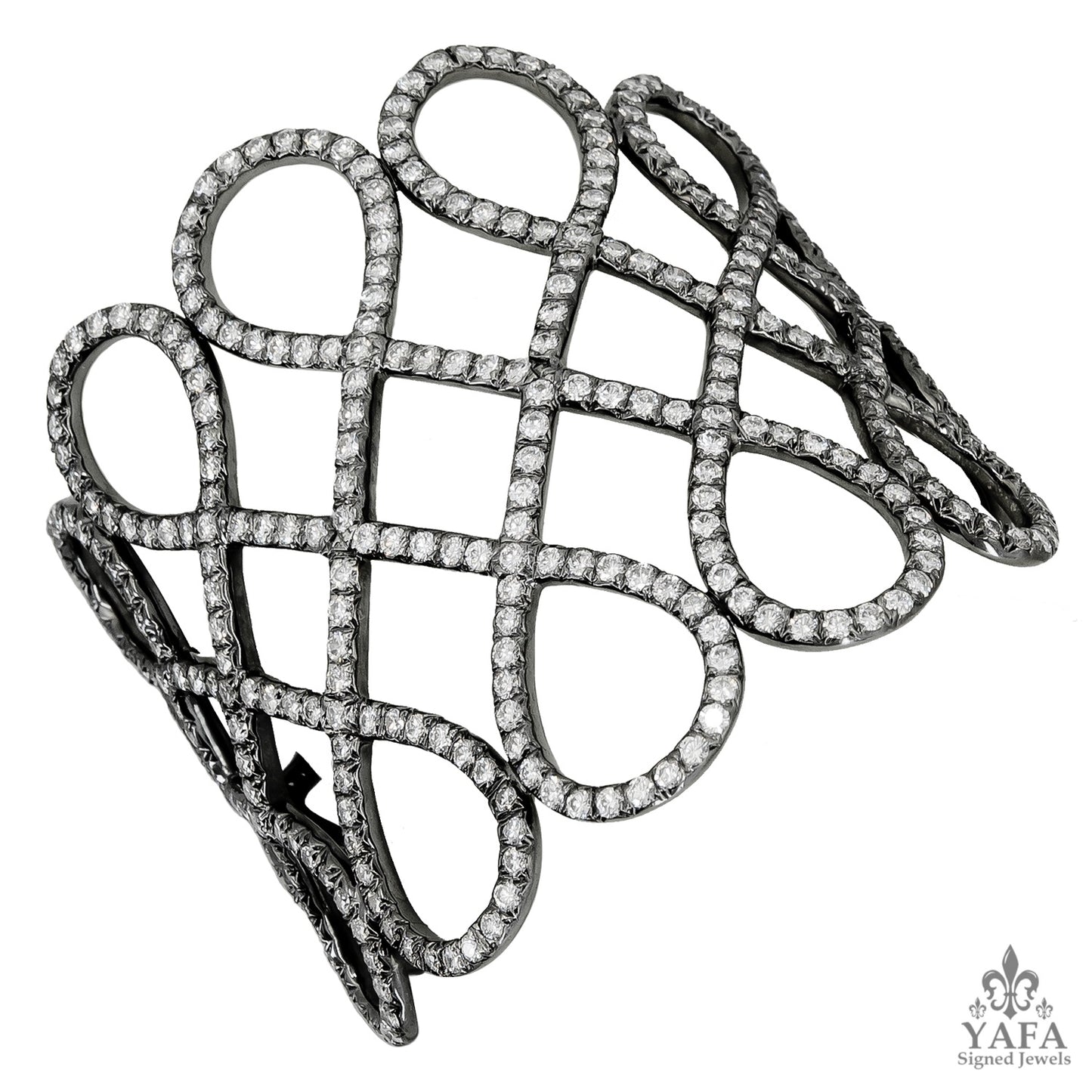 Diamond Wide Swirl Motif Gold Bracelet
