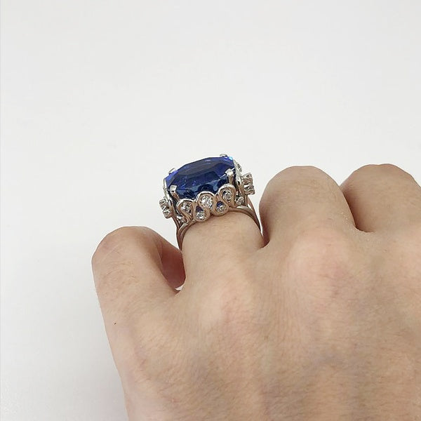 Contemporary Ceylon Sapphire Diamond Ring 14.67 cts
