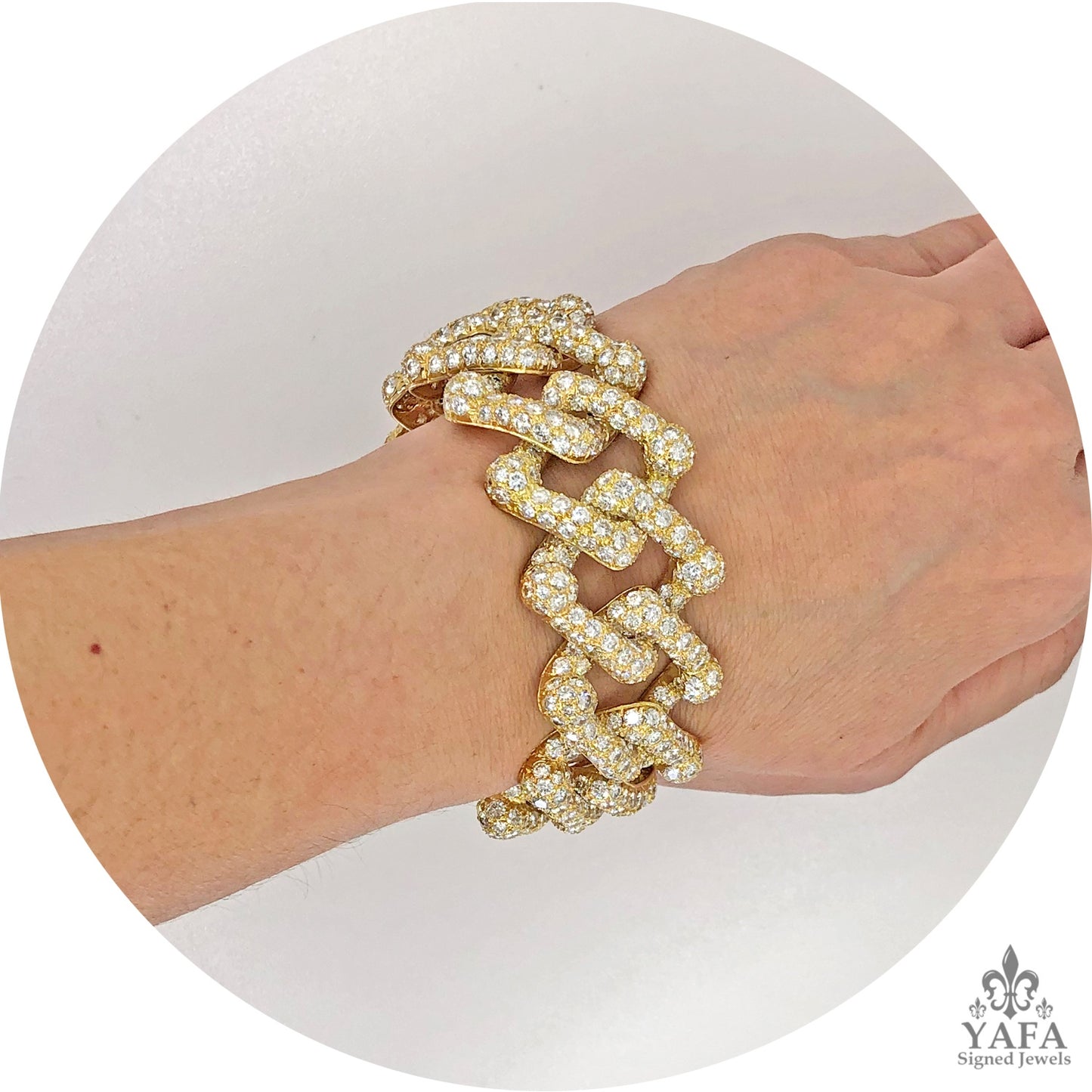 M.GERARD Diamond Interlocking Link Bracelet
