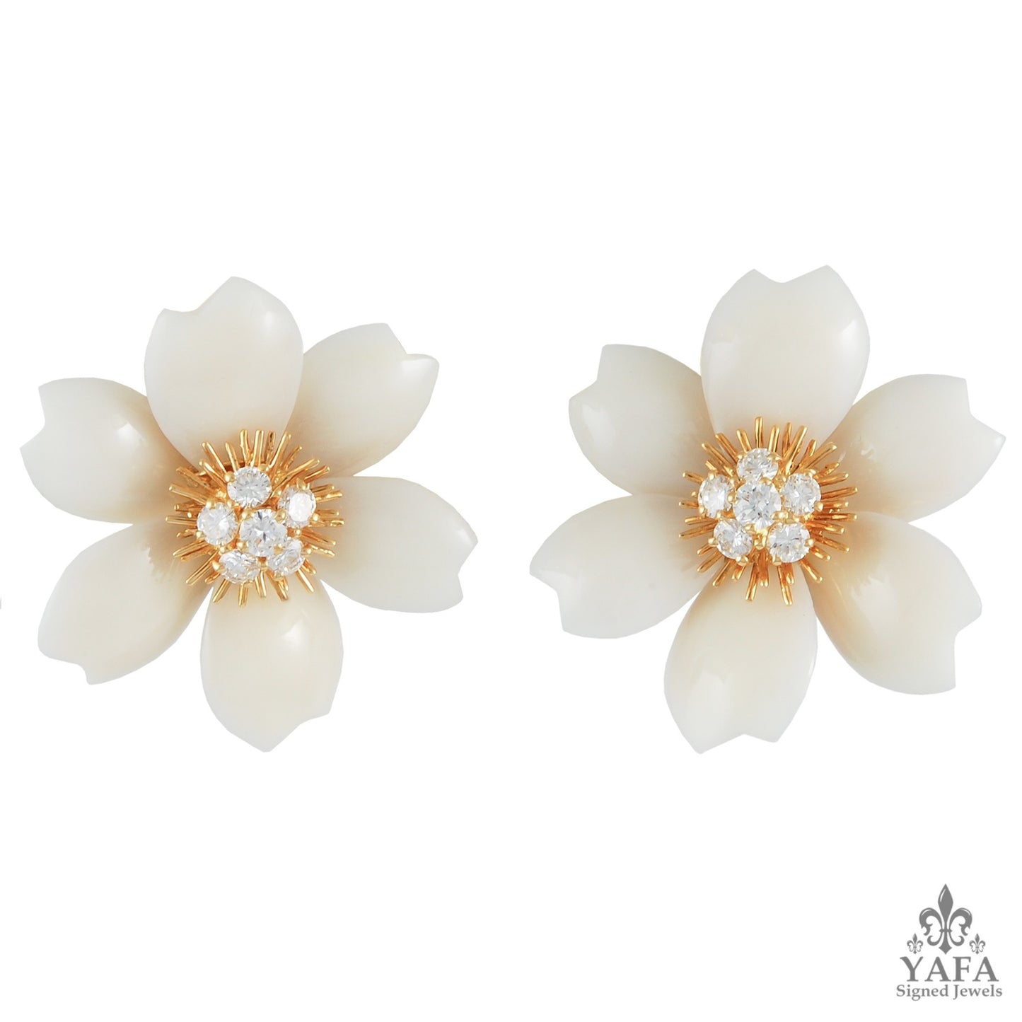 VAN CLEEF & ARPELS Diamond, Coral Rose de Noel Brooch