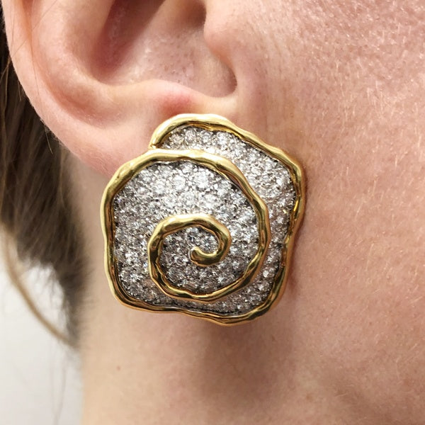 VAN CLEEF & ARPELS Diamond Pave Abstract Earrings