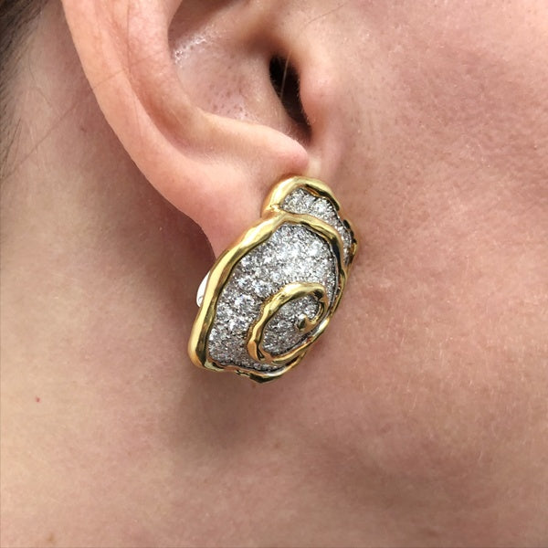 VAN CLEEF & ARPELS Diamond Pave Abstract Earrings