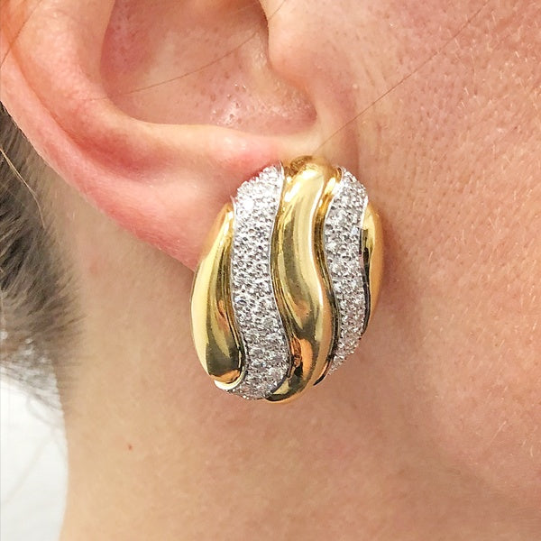 DAVID WEBB Diamond Fluted Bombe Earrings
