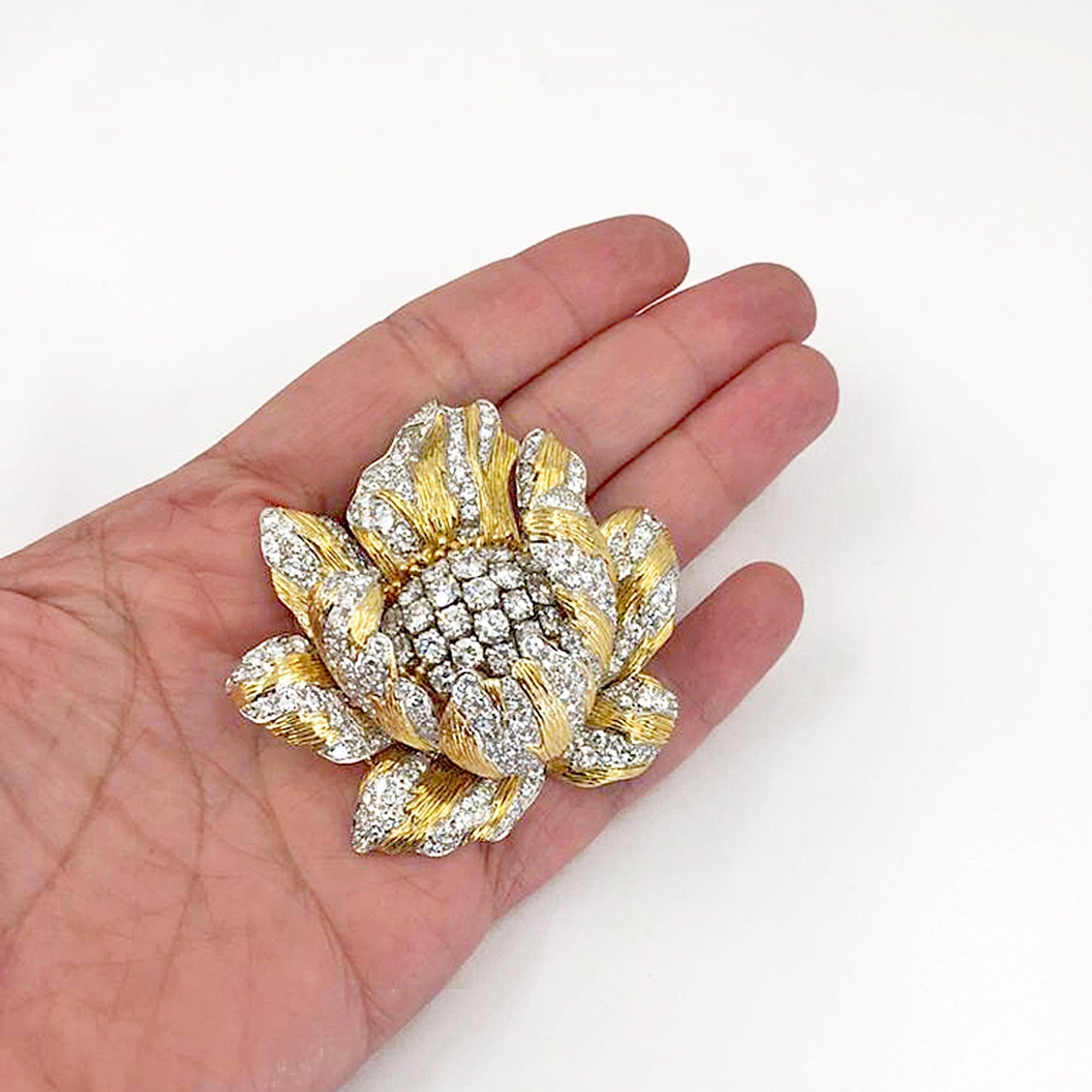 DAVID WEBB Diamond Buttercup Flower Brooch