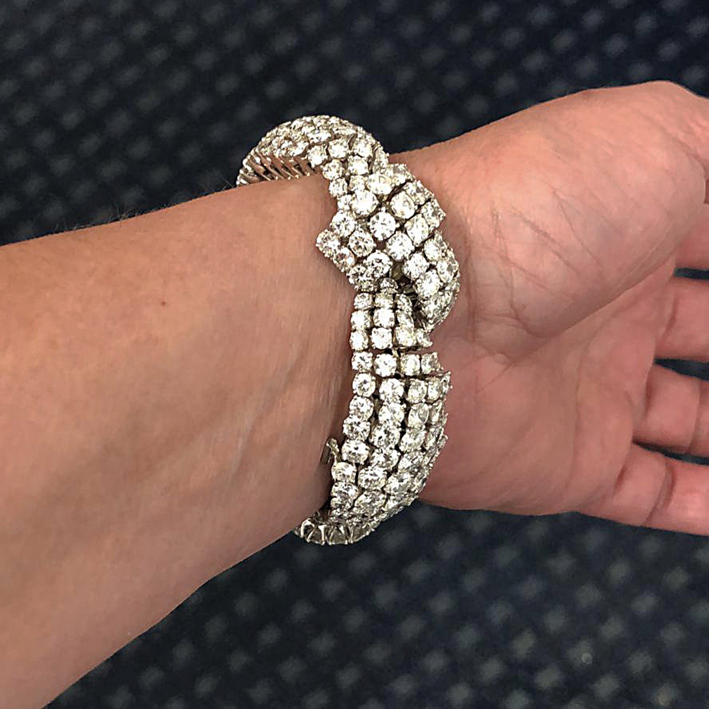 DAVID WEBB Diamond Bracelet