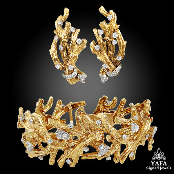DAVID WEBB Yellow Gold and Diamond Suite