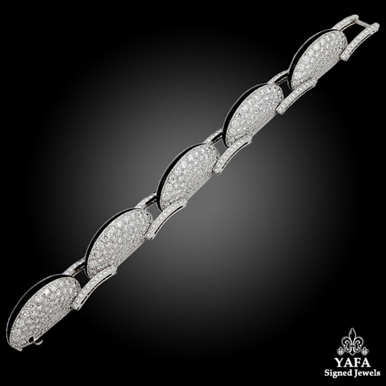 Contemporary Diamond Onyx Bombe Link Bracelet
