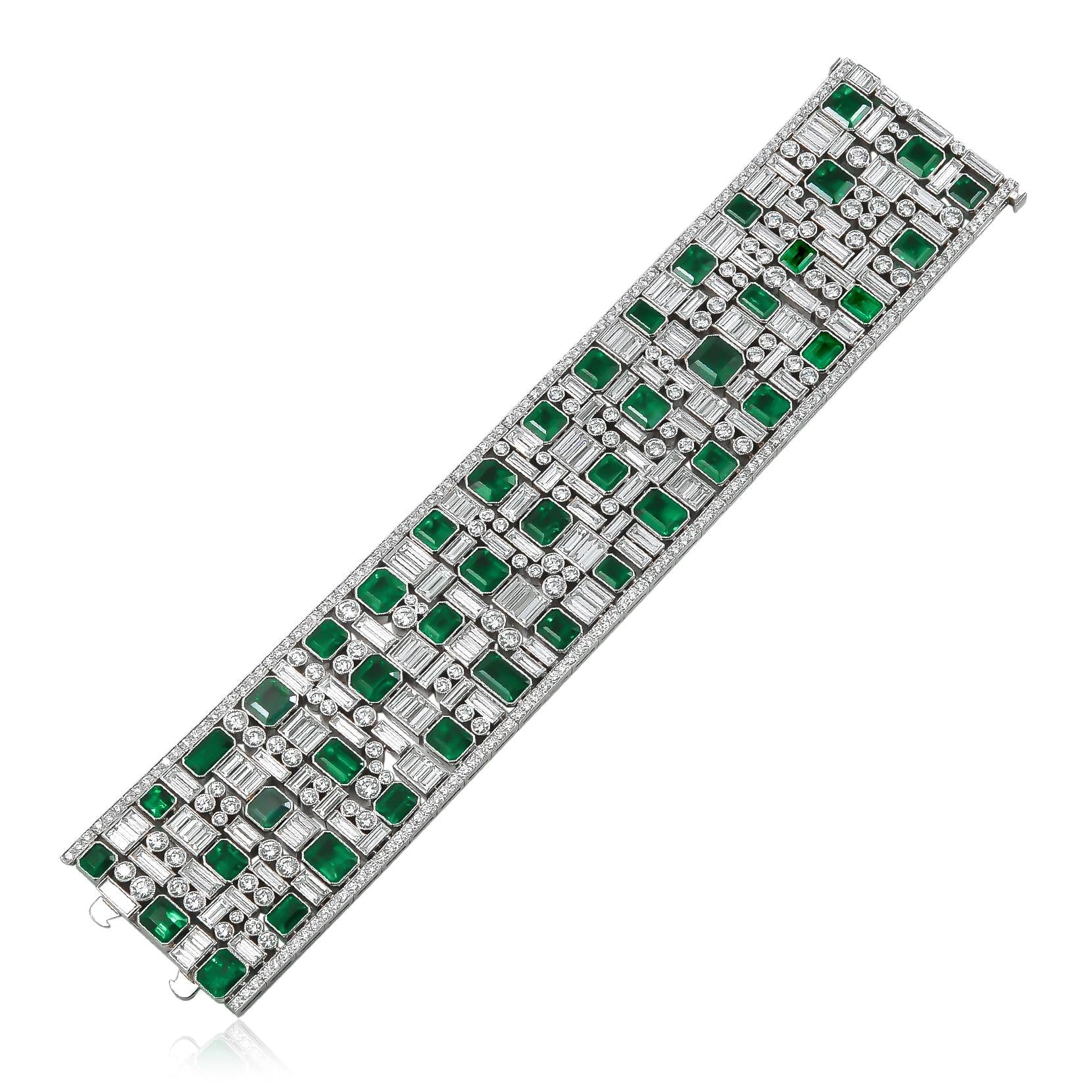 Platinum Art Deco Motif Diamond and Emerald Bracelet