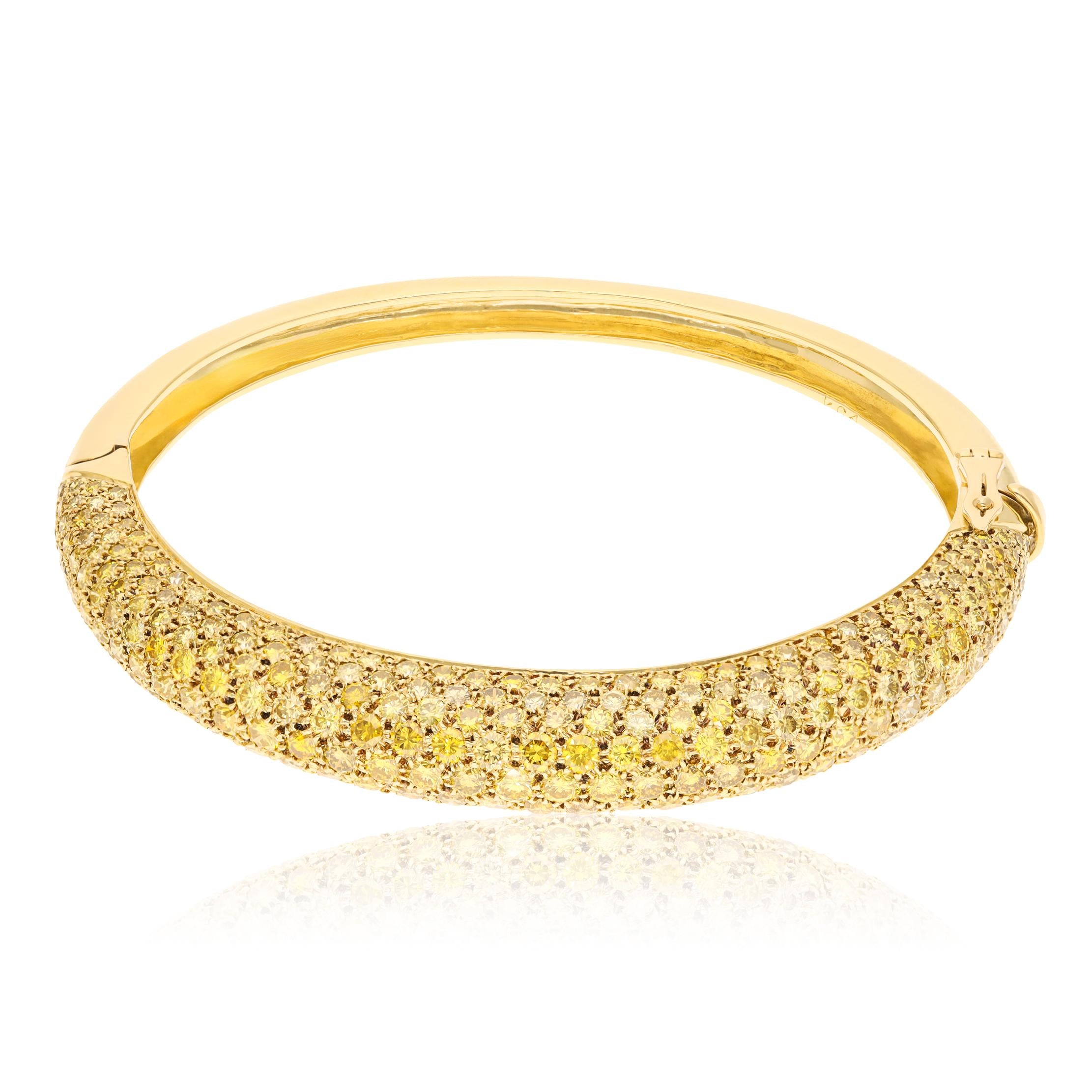 VAN CLEEF & ARPELS 18K Yellow Gold Fancy Yellow Diamond Bangel