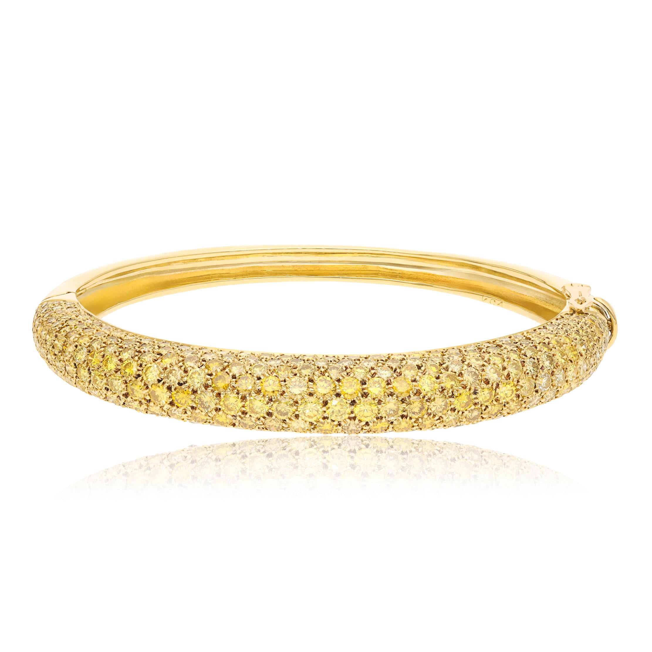 VAN CLEEF & ARPELS 18K Yellow Gold Fancy Yellow Diamond Bangel