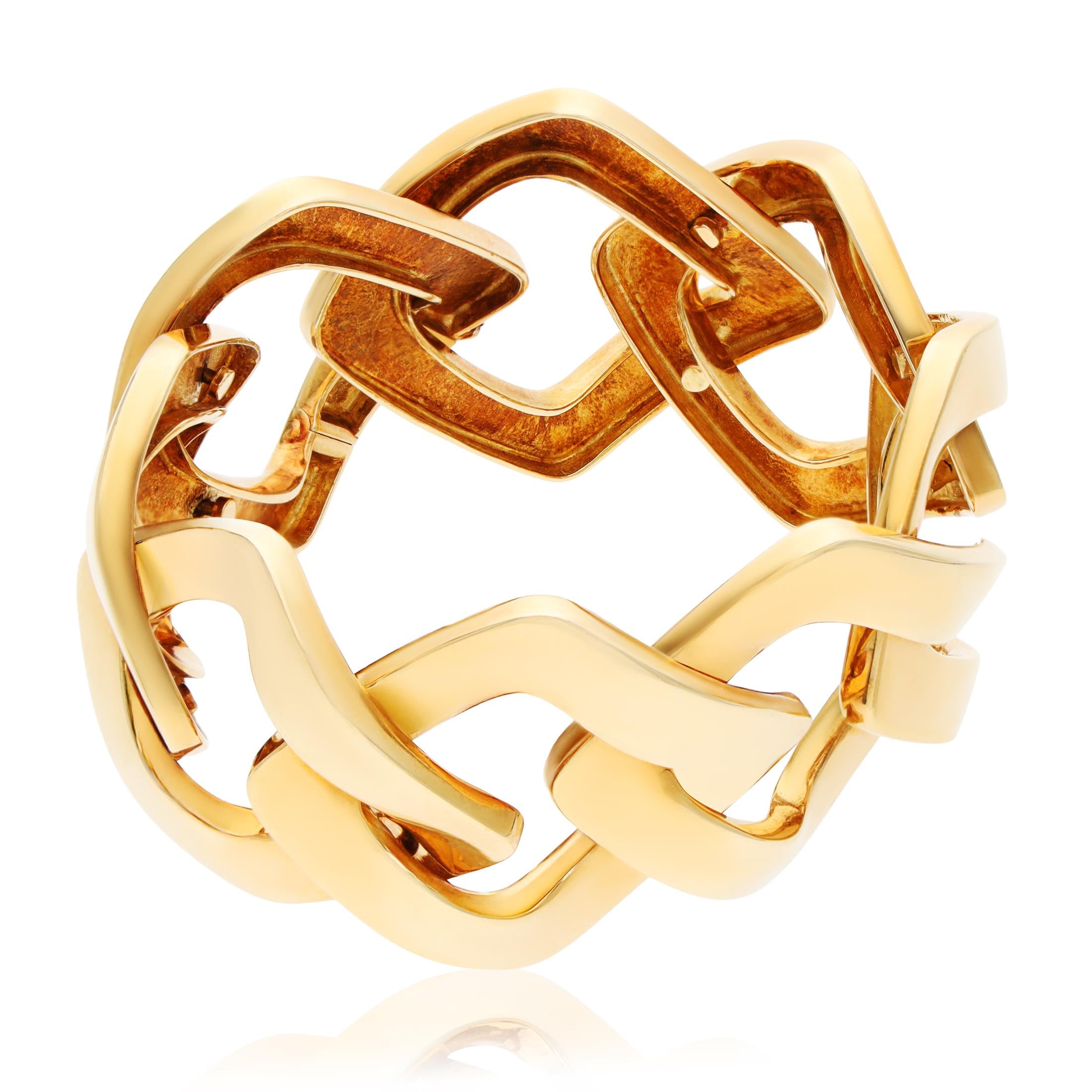VAN CLEEF & ARPELS 18K Yellow Gold Open Rhombus Shaped Link Bracelet