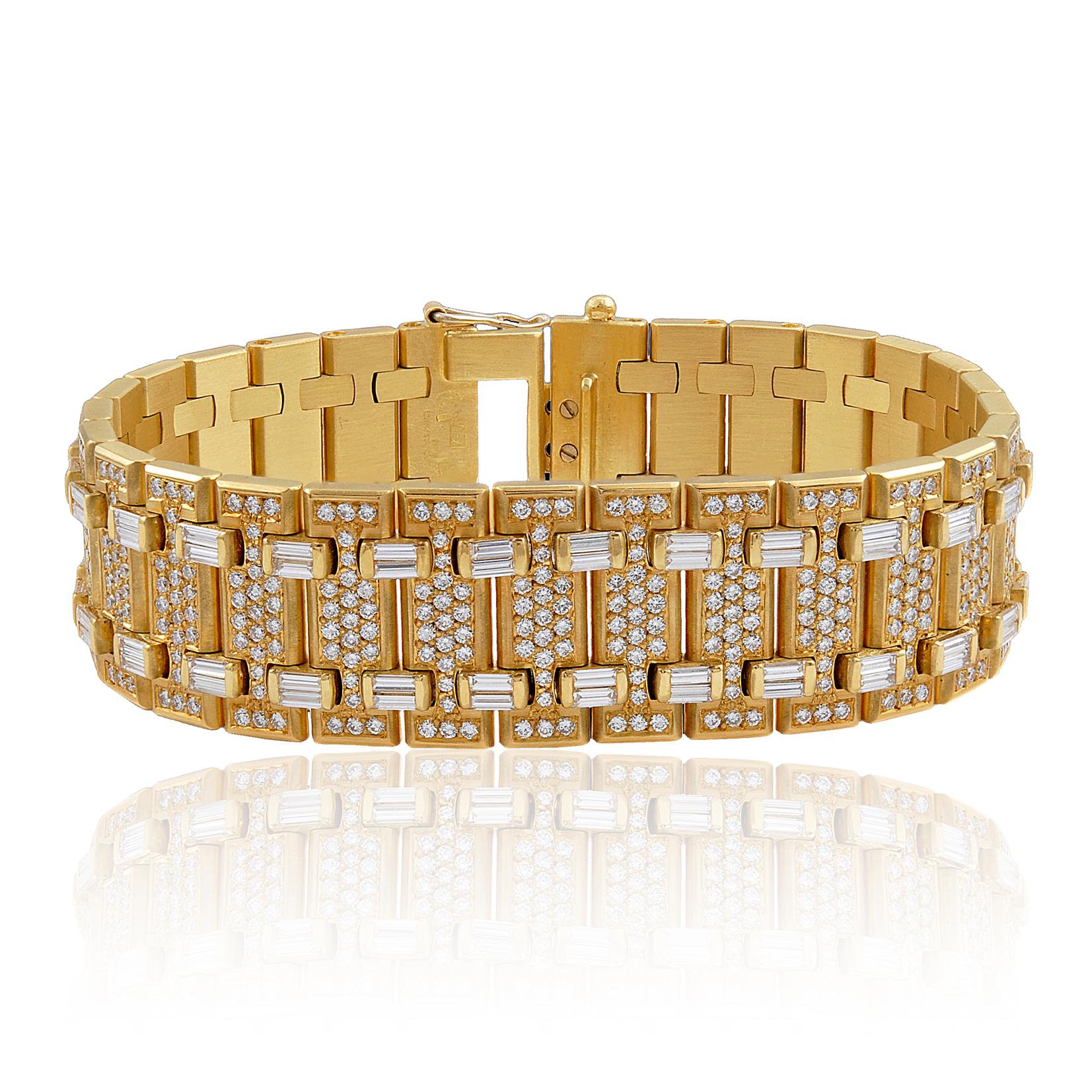 Audemars Piguet Royal Oak 18K Yellow Gold Diamond Bracelet