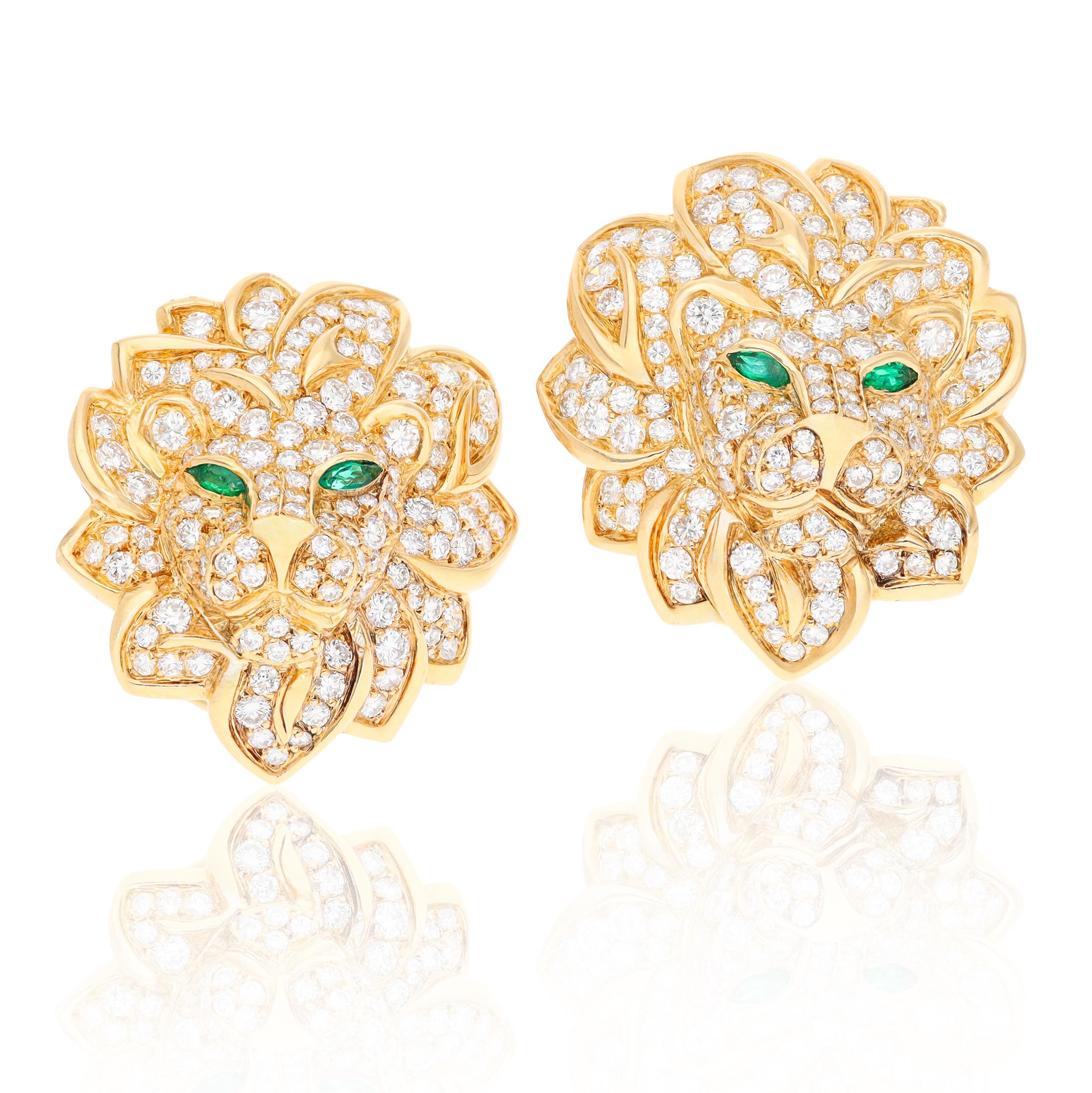 VAN CLEEF & ARPELS 18K Yellow Gold Diamond and Emerald Lion Ear Clips