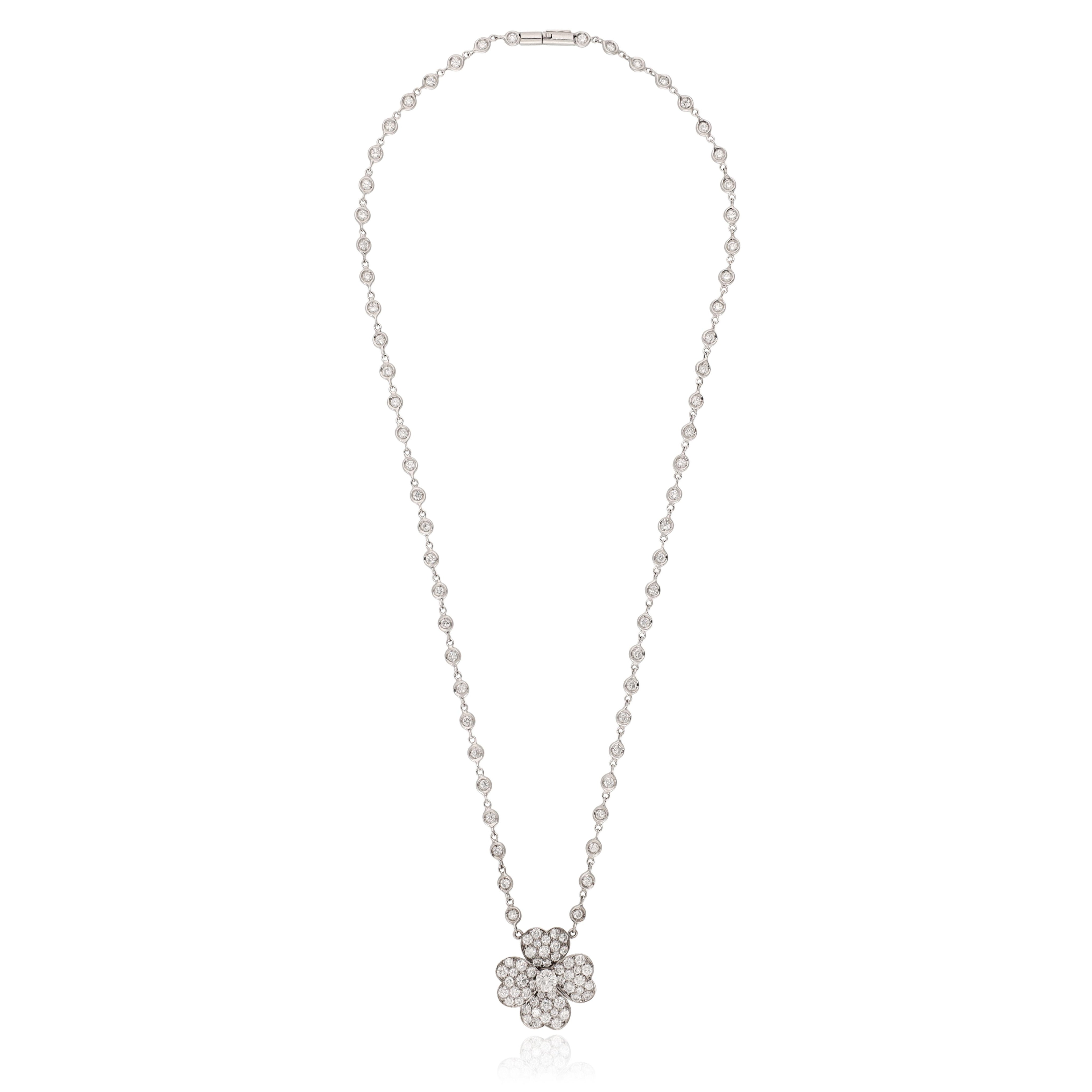 VAN CLEEF & ARPELS Diamond Cosmos Pendant Diamond Necklace