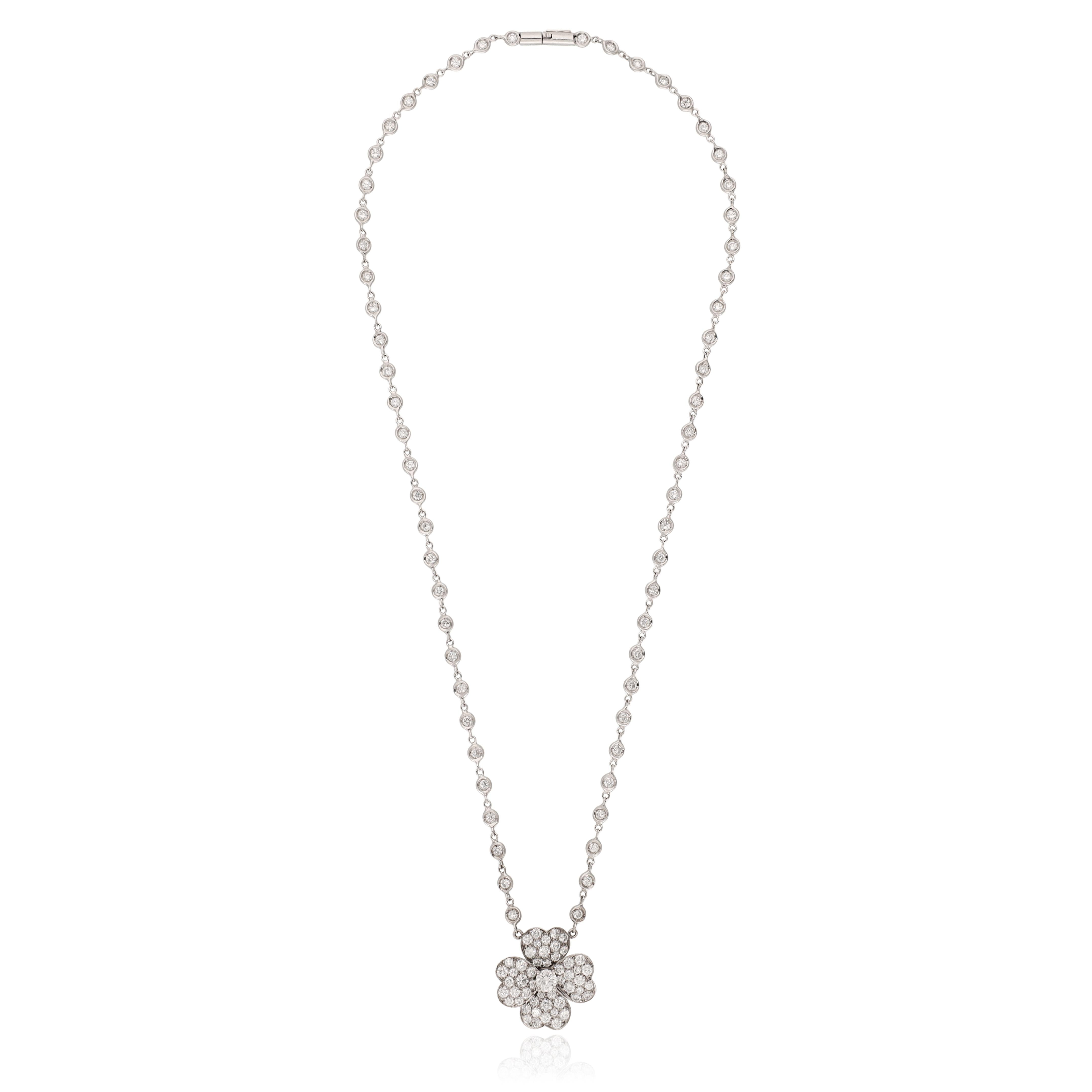 VAN CLEEF & ARPELS Diamond Cosmos Pendant Diamond Necklace