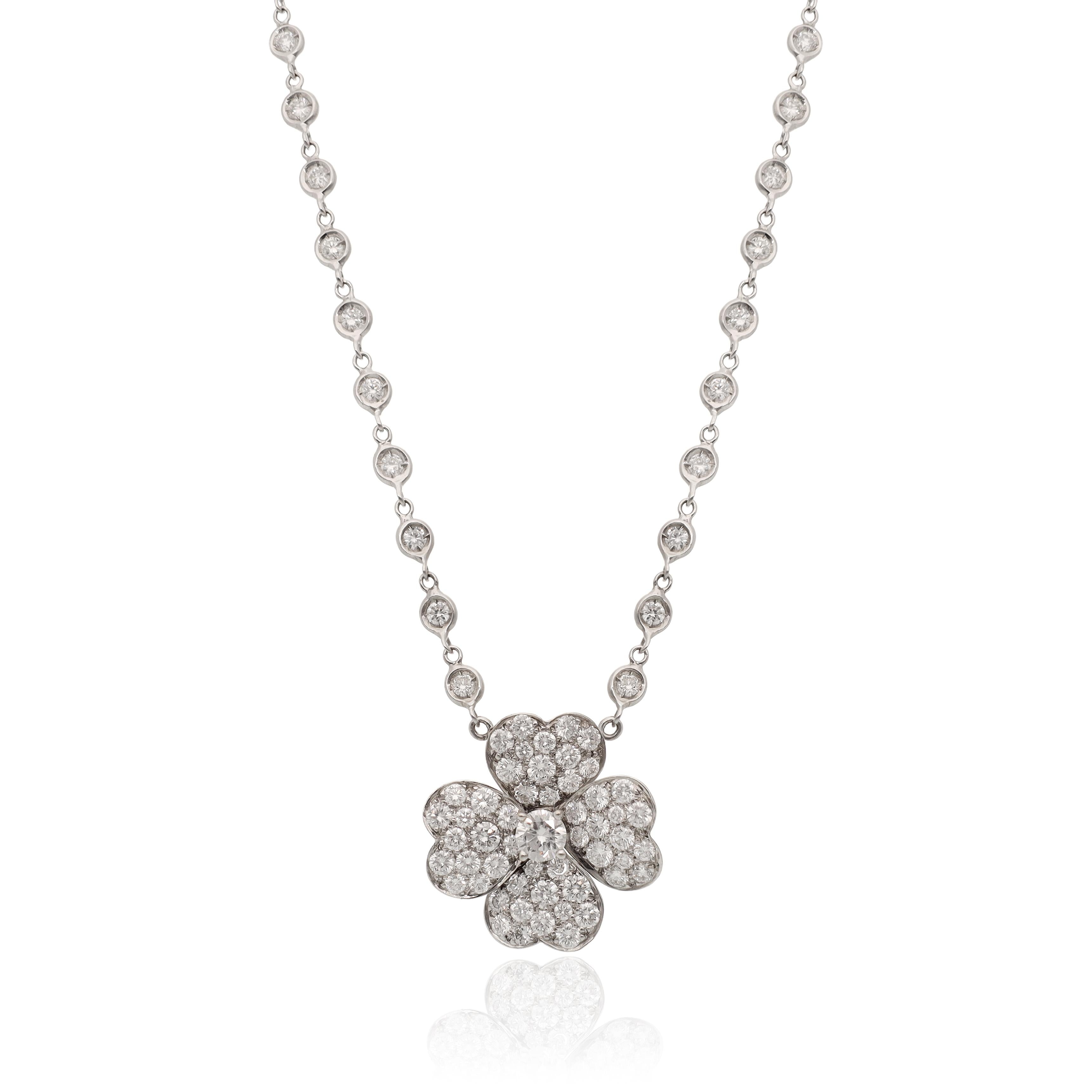VAN CLEEF & ARPELS Diamond Cosmos Pendant Diamond Necklace