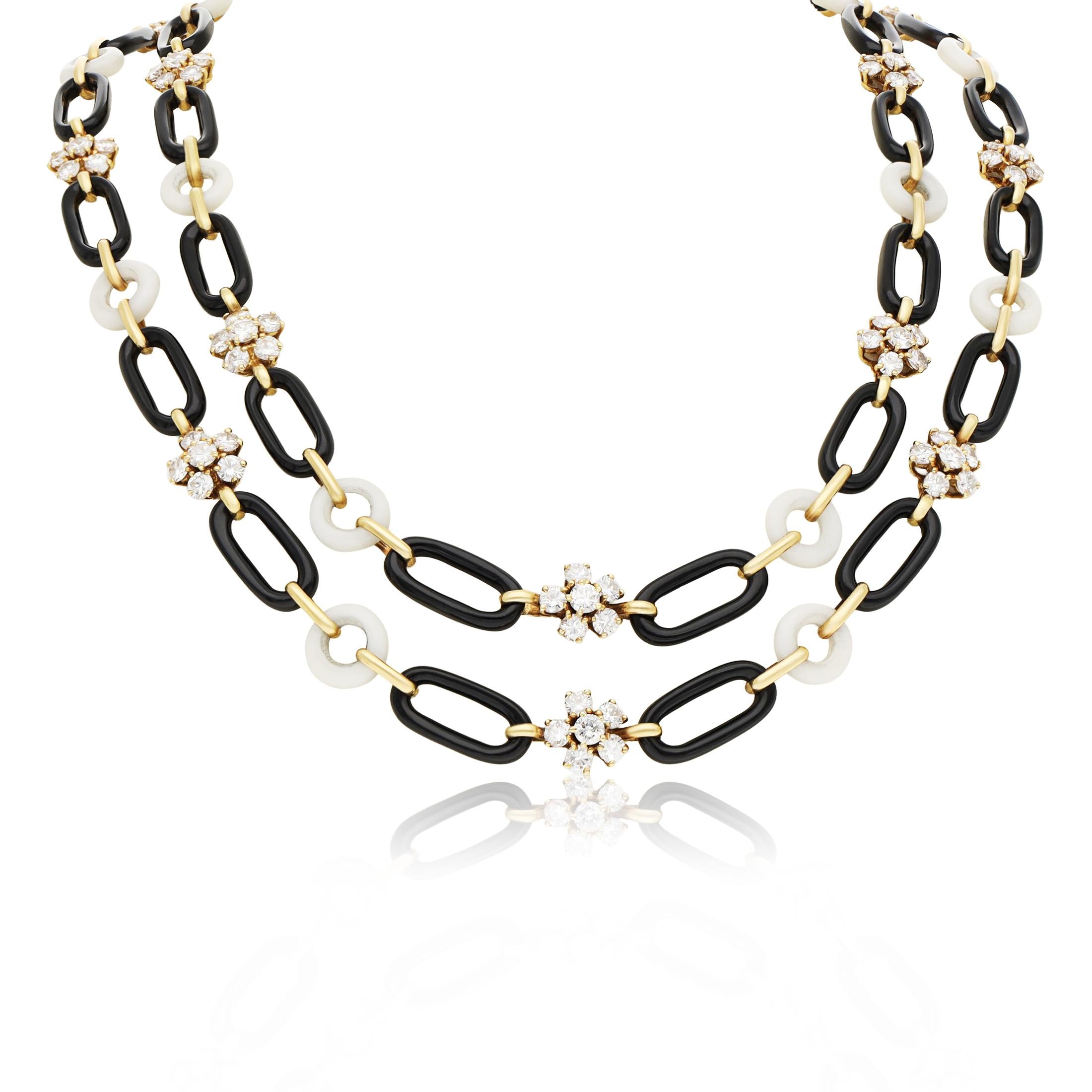 VAN CLEEF & ARPELS Diamond Flower, Onyx and White Coral Link Necklace