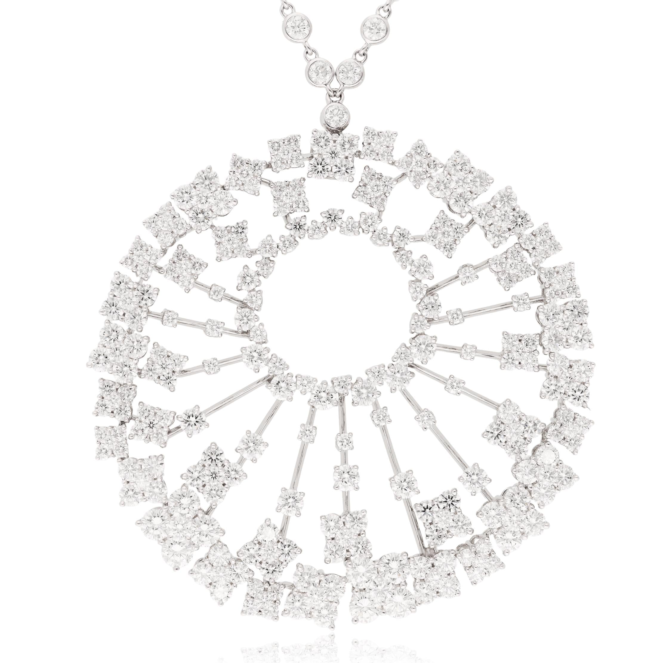 VAN CLEEF & ARPELS 18k White Gold Charleston Diamond Necklace