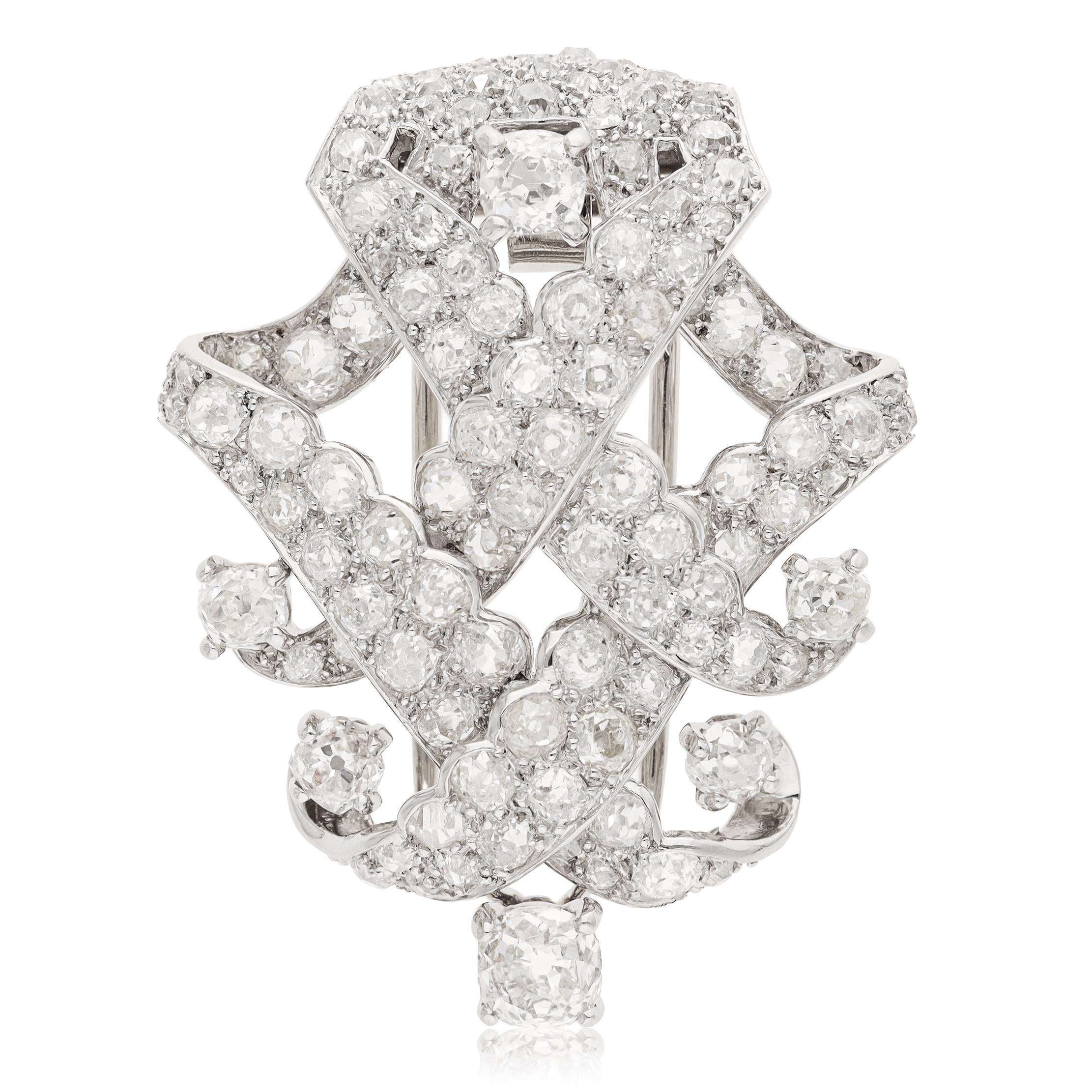CARTIER Circa 1930s Platinum Diamond Brooch