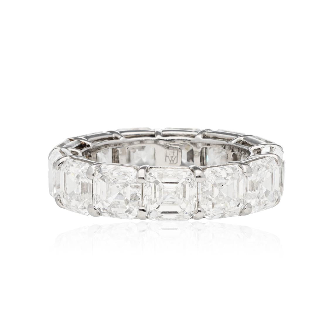 HARRY WINSTON Platinum Emerald-Cut Diamond Wedding Band