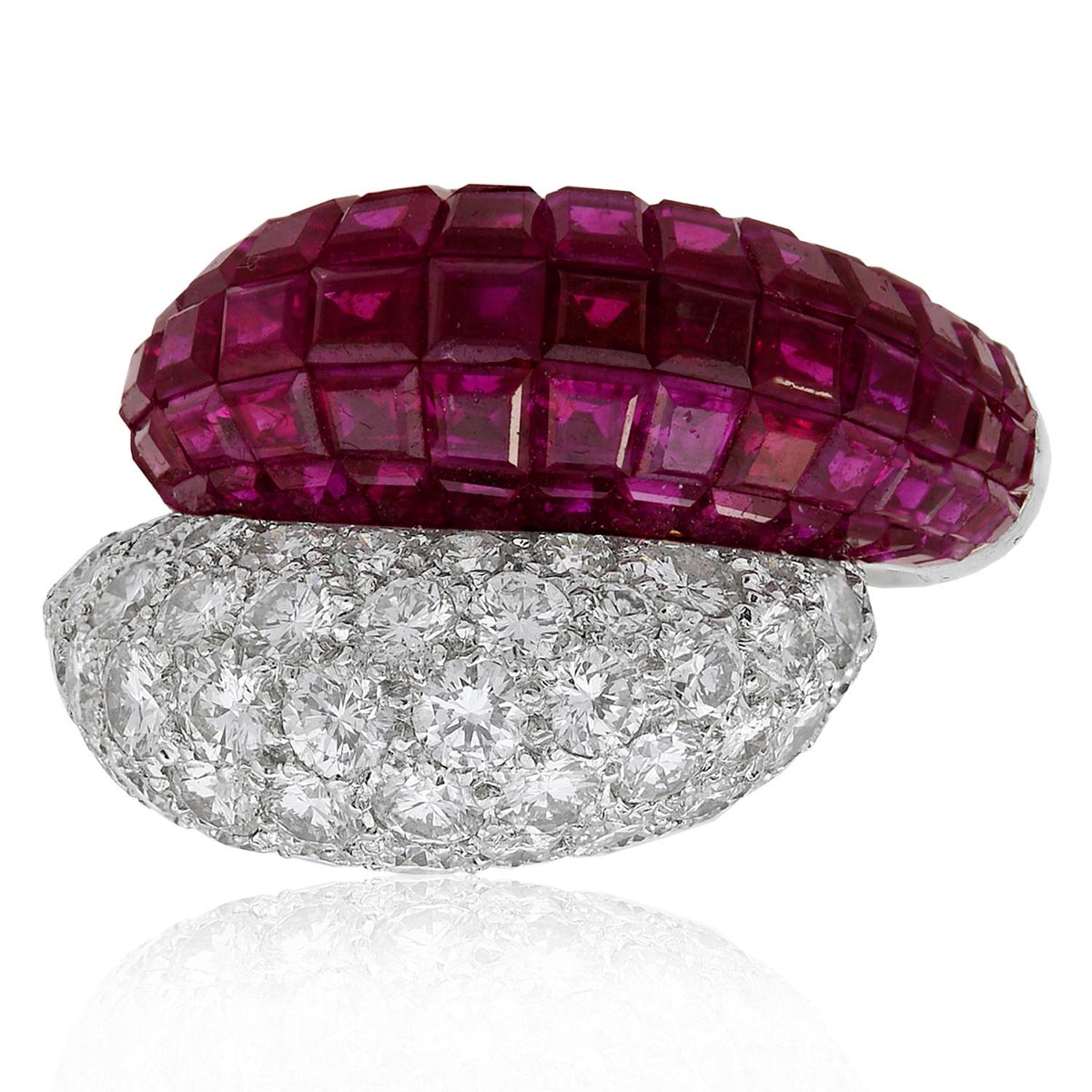 VAN CLEEF & ARPELS Mystery Set Ruby and Diamond Double Boulé Ring