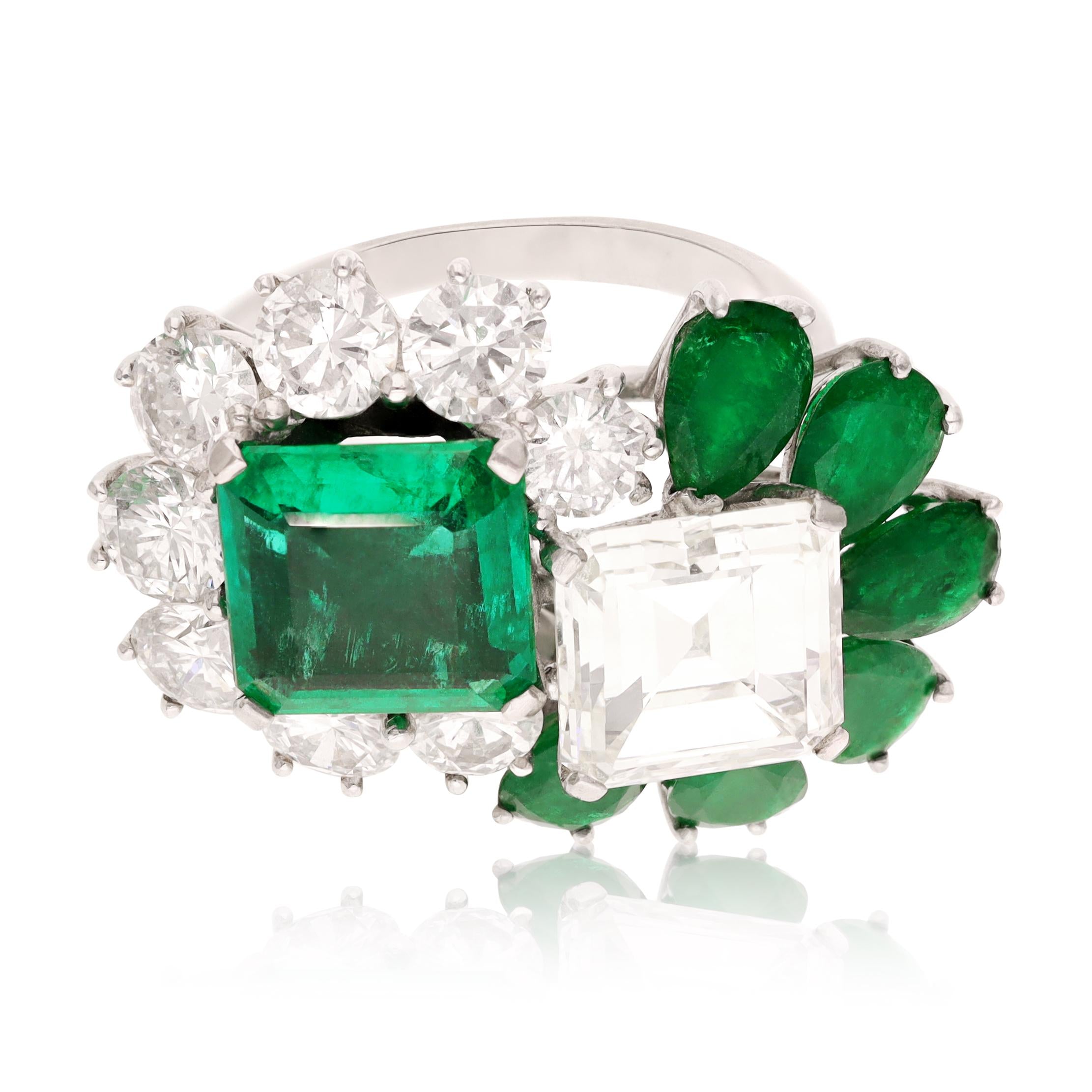 Platinum, Diamond and Emerald Toi ET Moi Ring