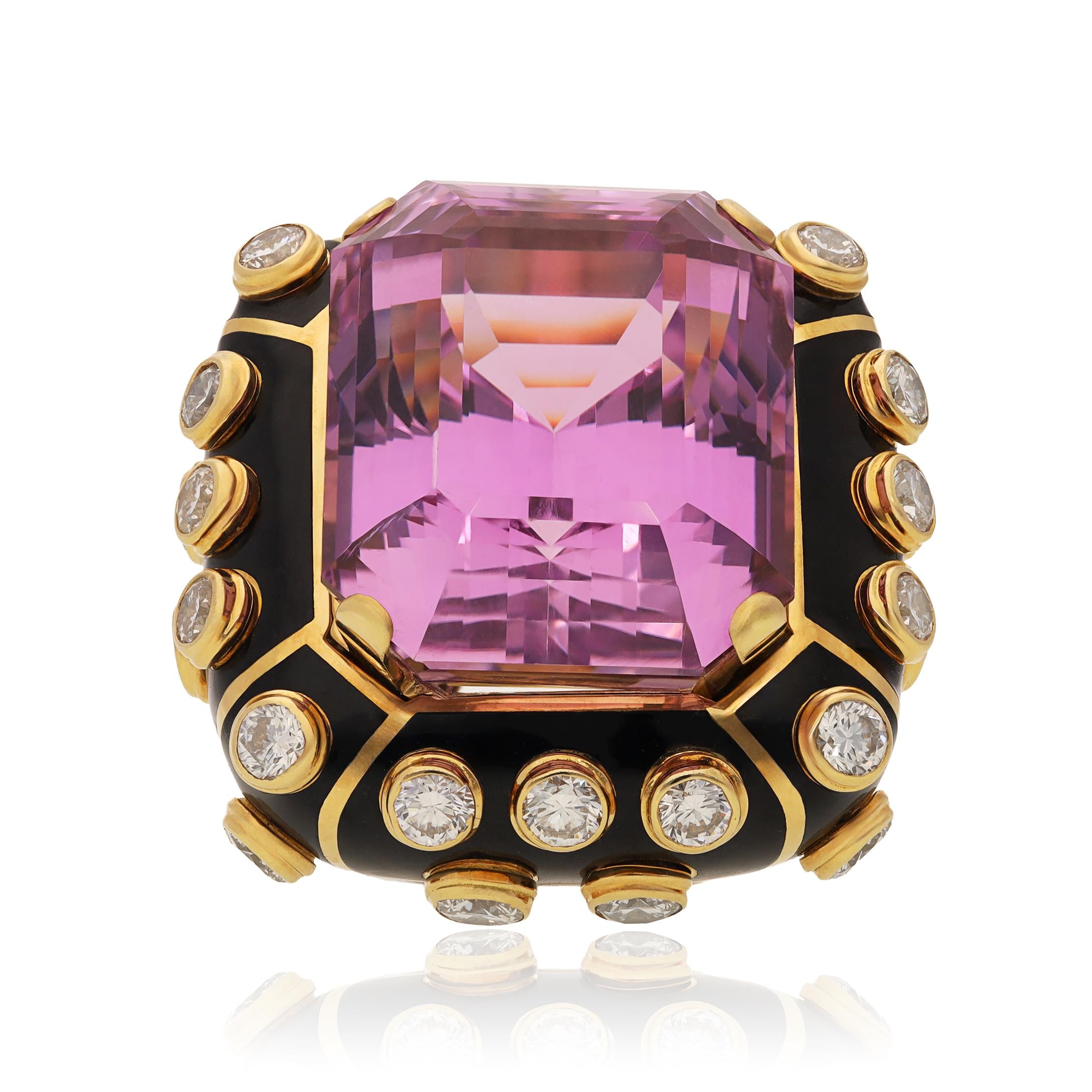 DAVID WEBB 18K Yellow Gold, Black Enamel, Kunzite and Diamond Ring