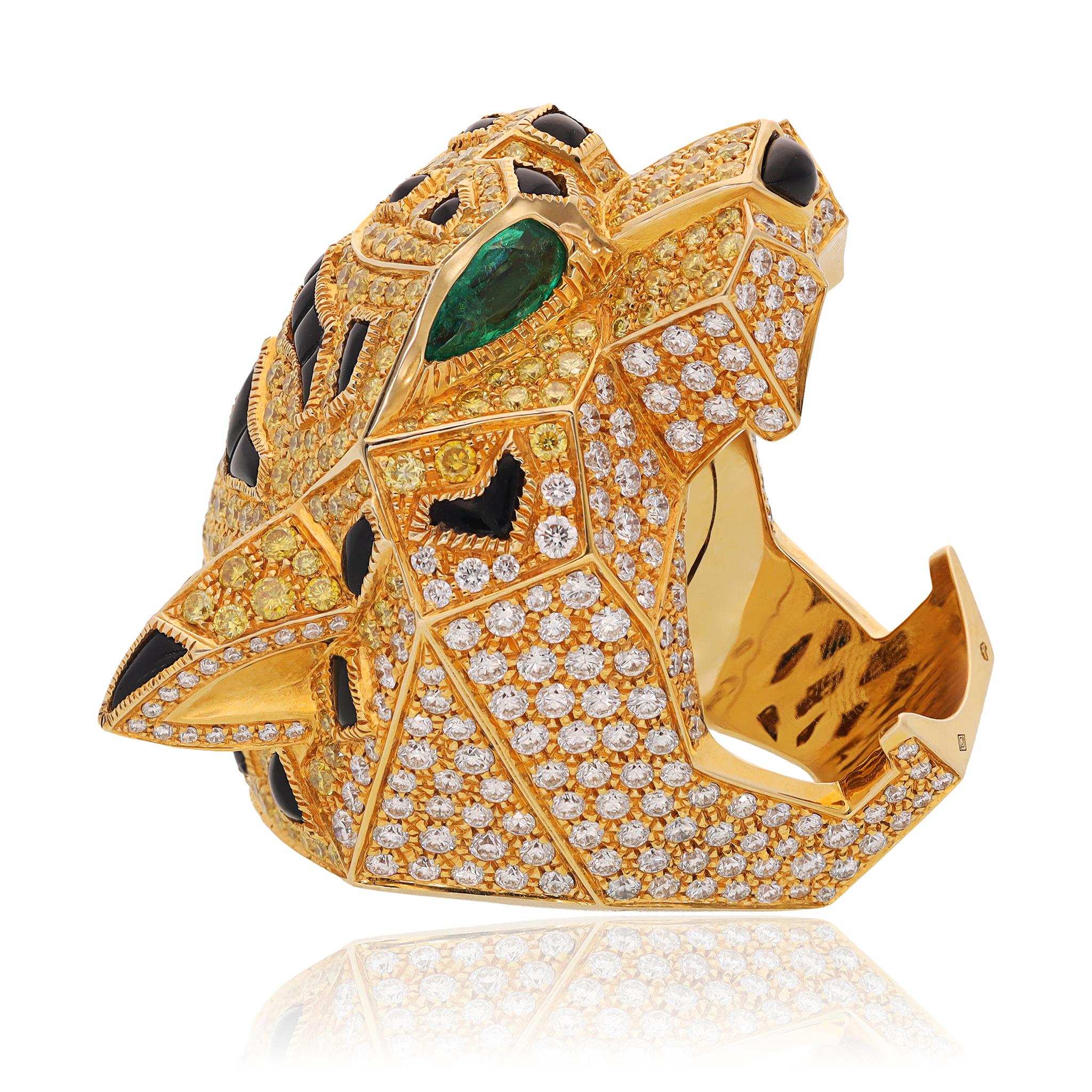 CARTIER Yellow and White Diamond, Emerald, and Onyx Panthère Head Ring