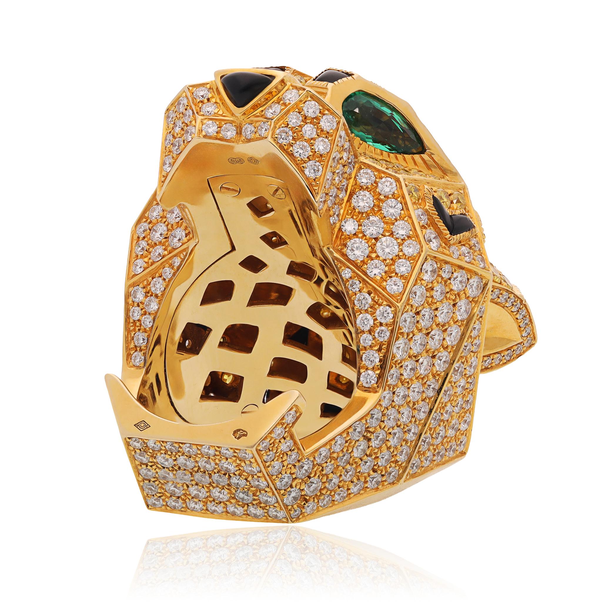CARTIER Yellow and White Diamond, Emerald, and Onyx Panthère Head Ring