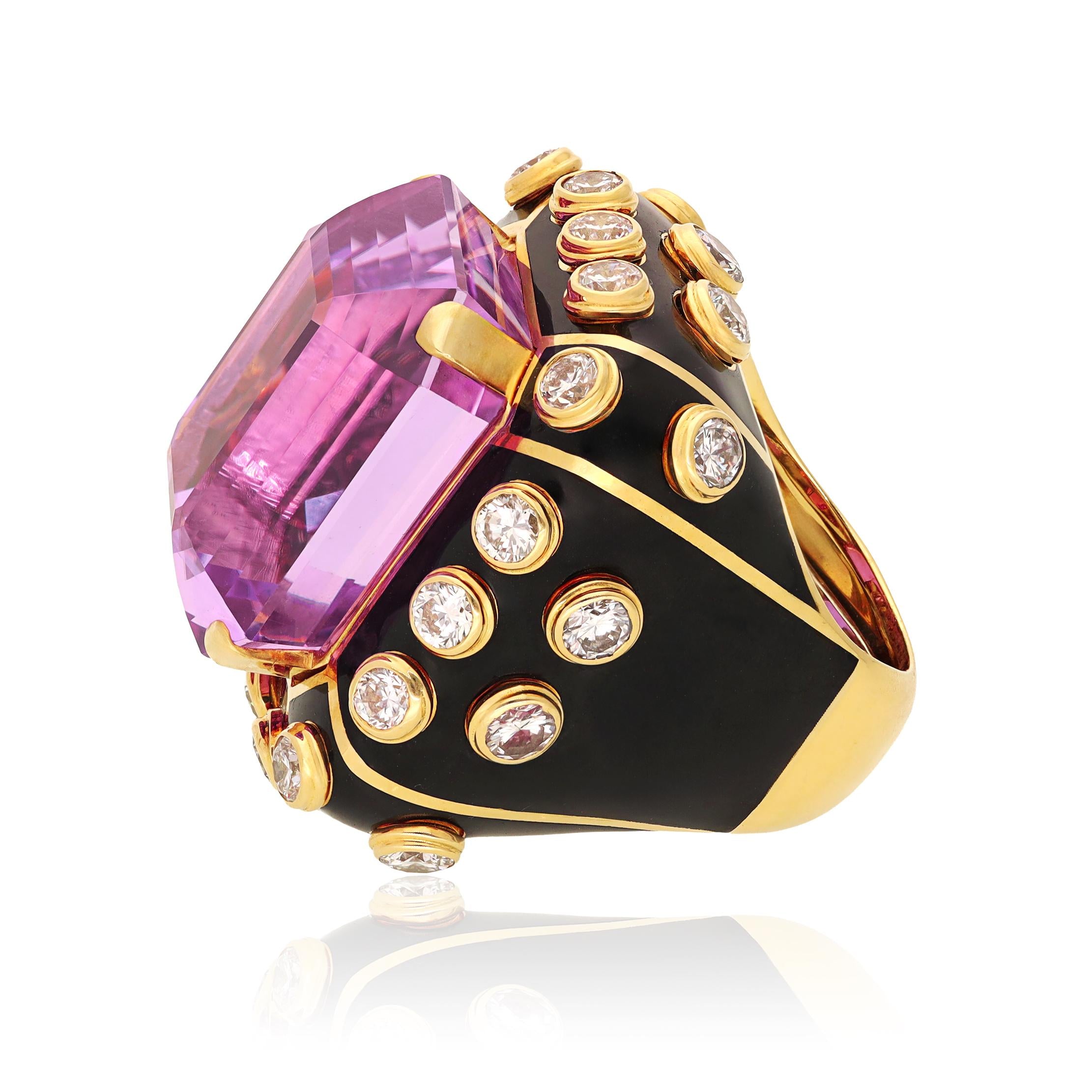 DAVID WEBB 18K Yellow Gold, Black Enamel, Kunzite and Diamond Ring