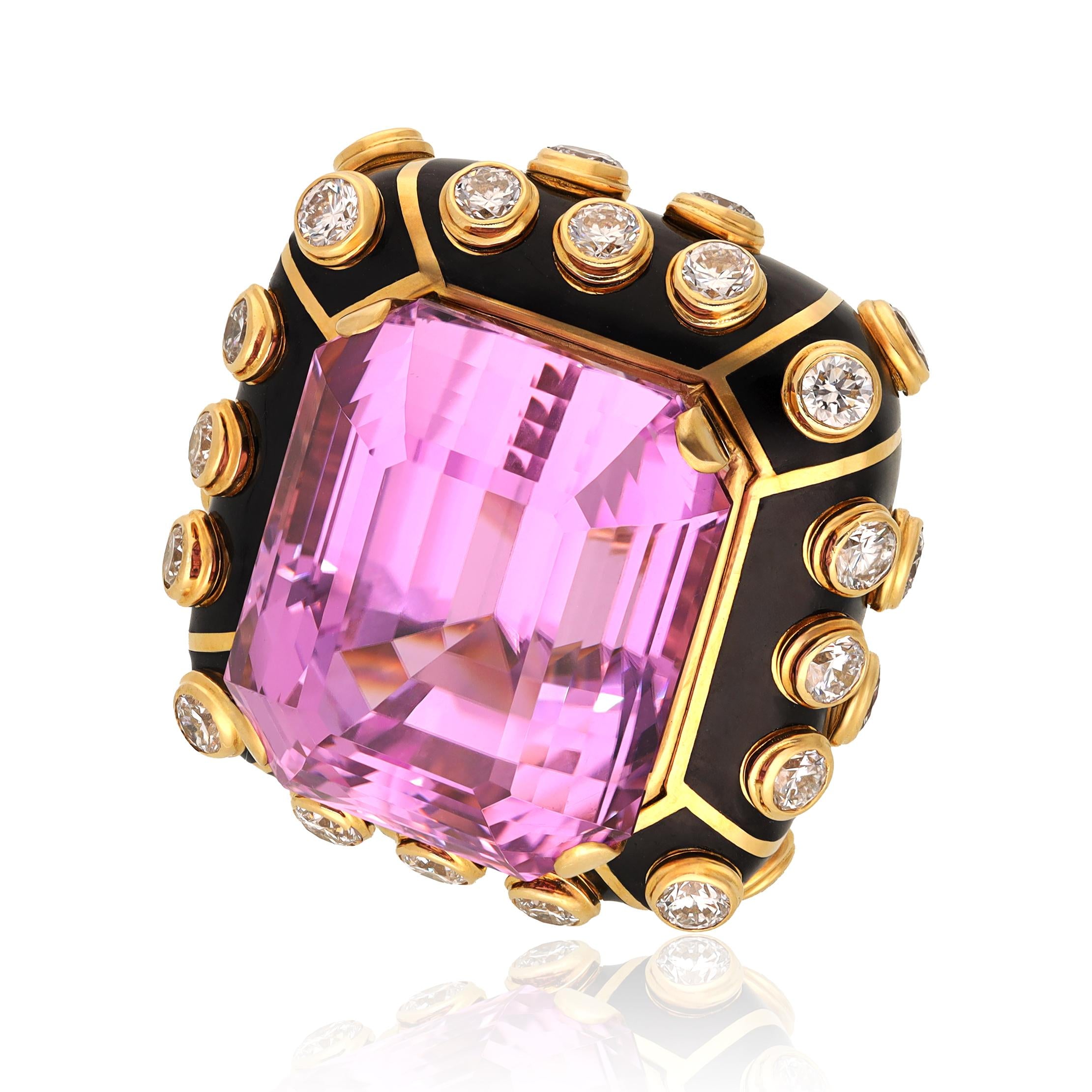 DAVID WEBB 18K Yellow Gold, Black Enamel, Kunzite and Diamond Ring
