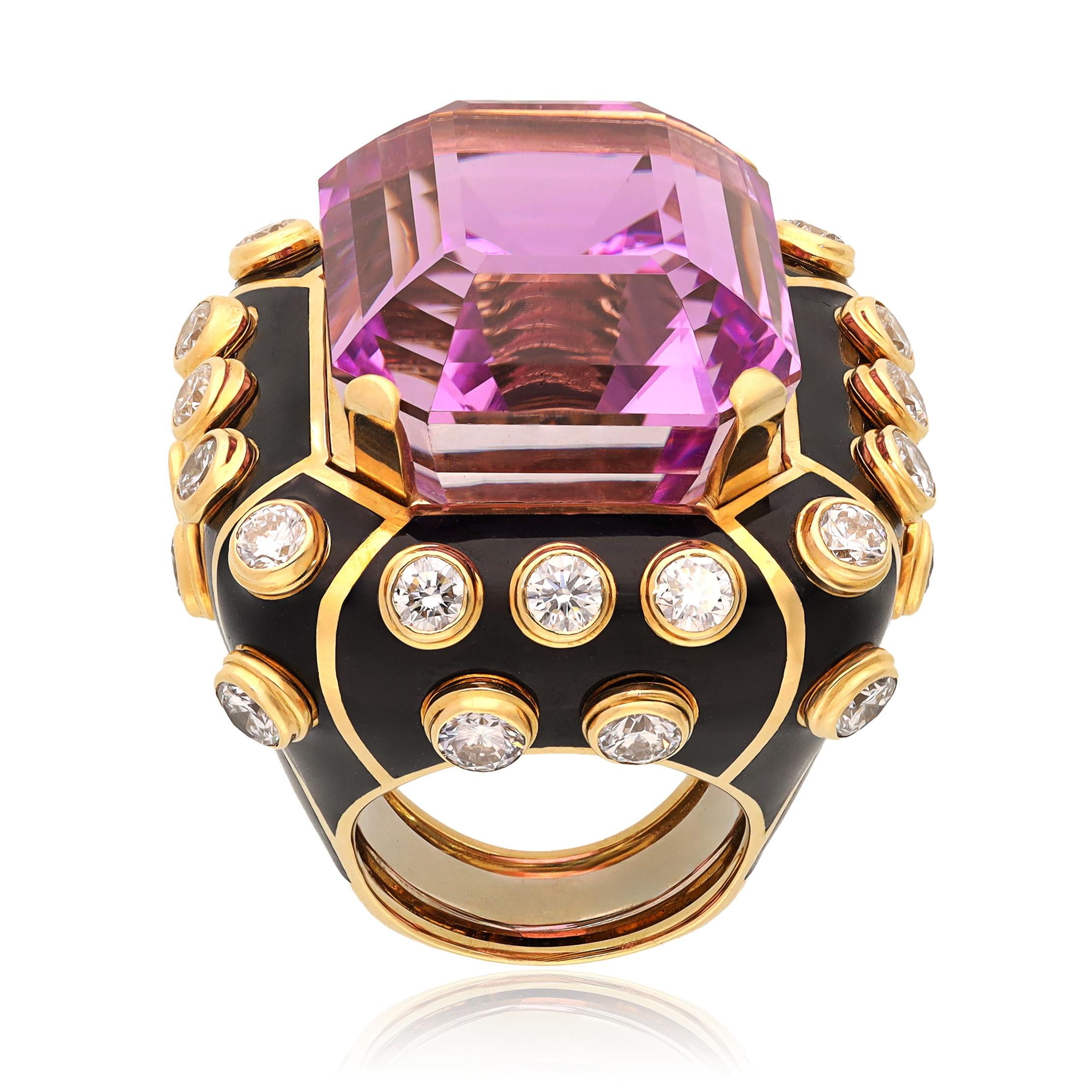 DAVID WEBB 18K Yellow Gold, Black Enamel, Kunzite and Diamond Ring