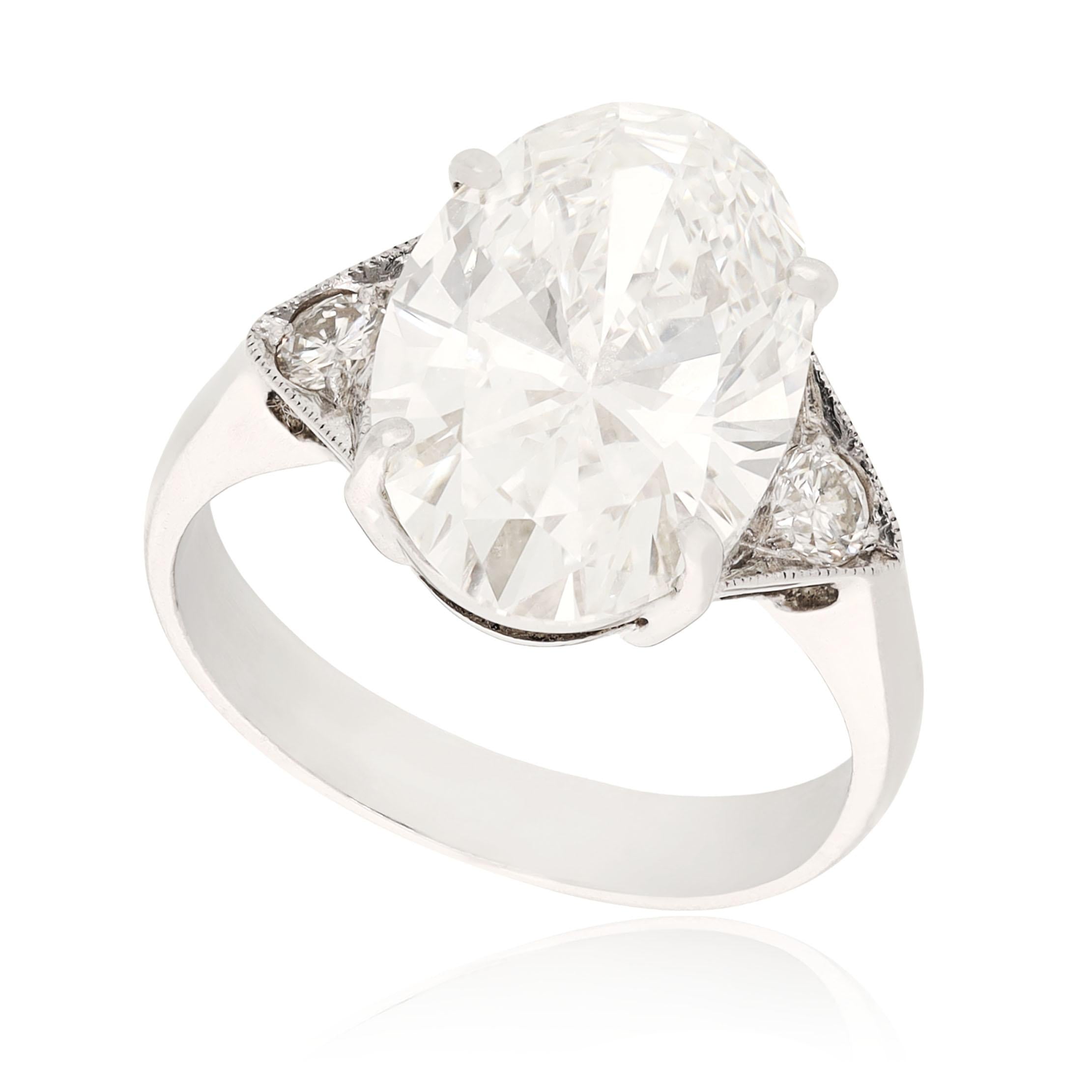 5.17 CTS Oval-Cut Platinum Diamond Ring