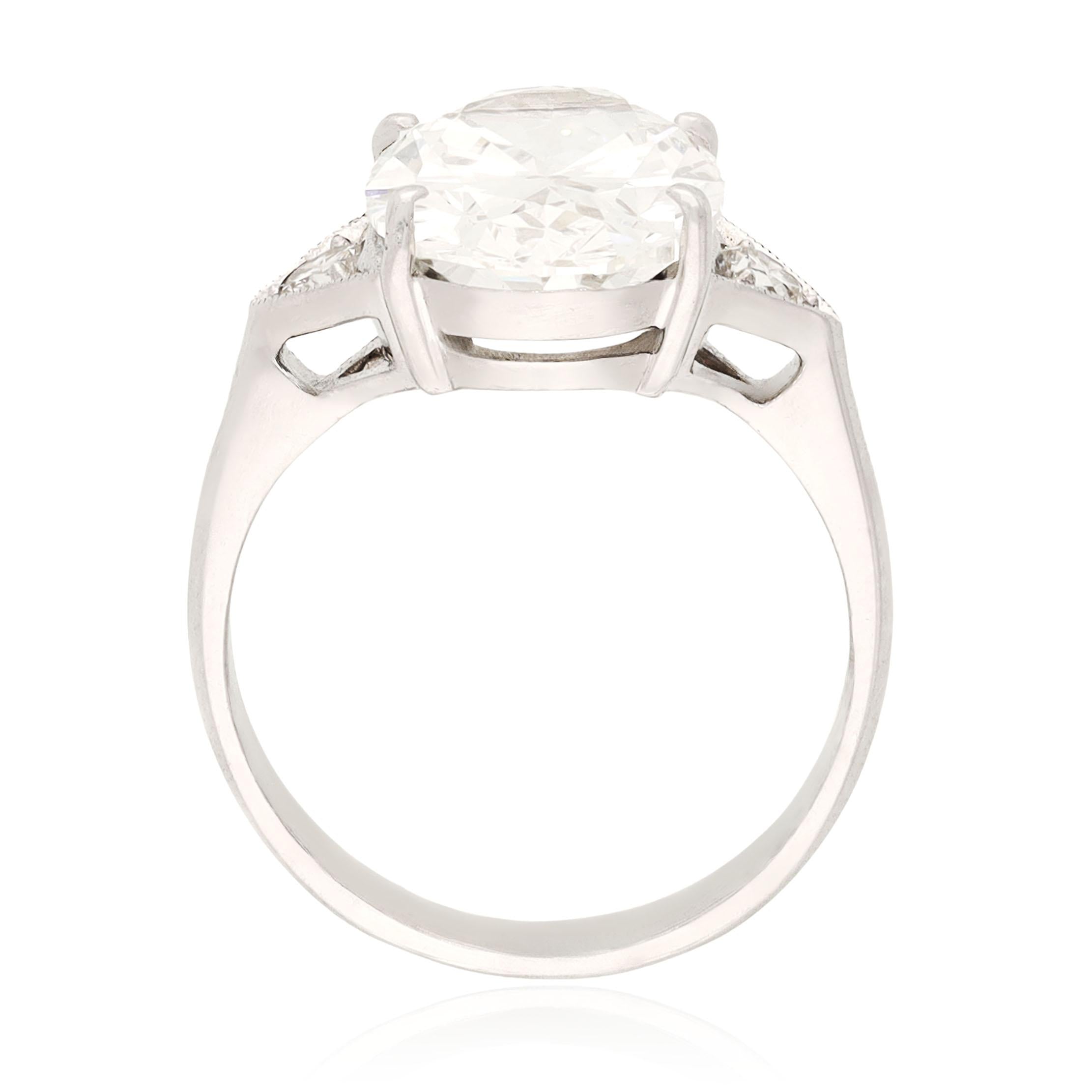 5.17 CTS Oval-Cut Platinum Diamond Ring