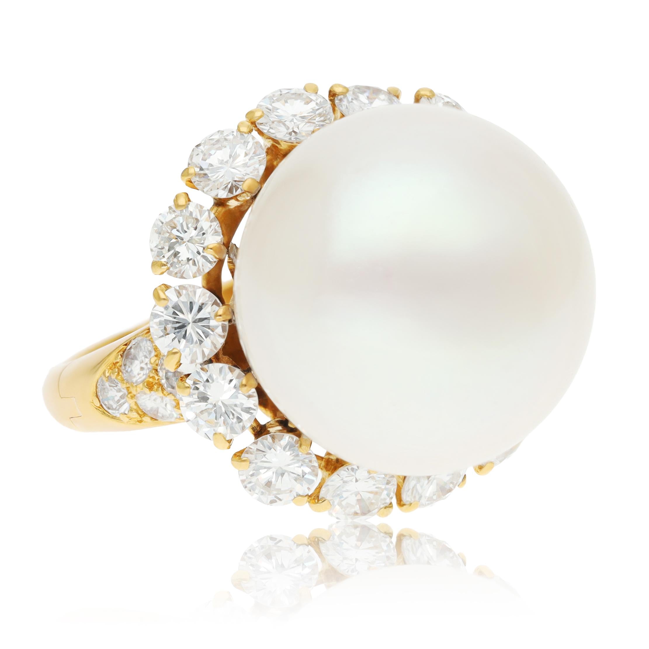 VAN CLEEF & ARPELS 18K Yellow Gold, Diamond and Pearl Ring