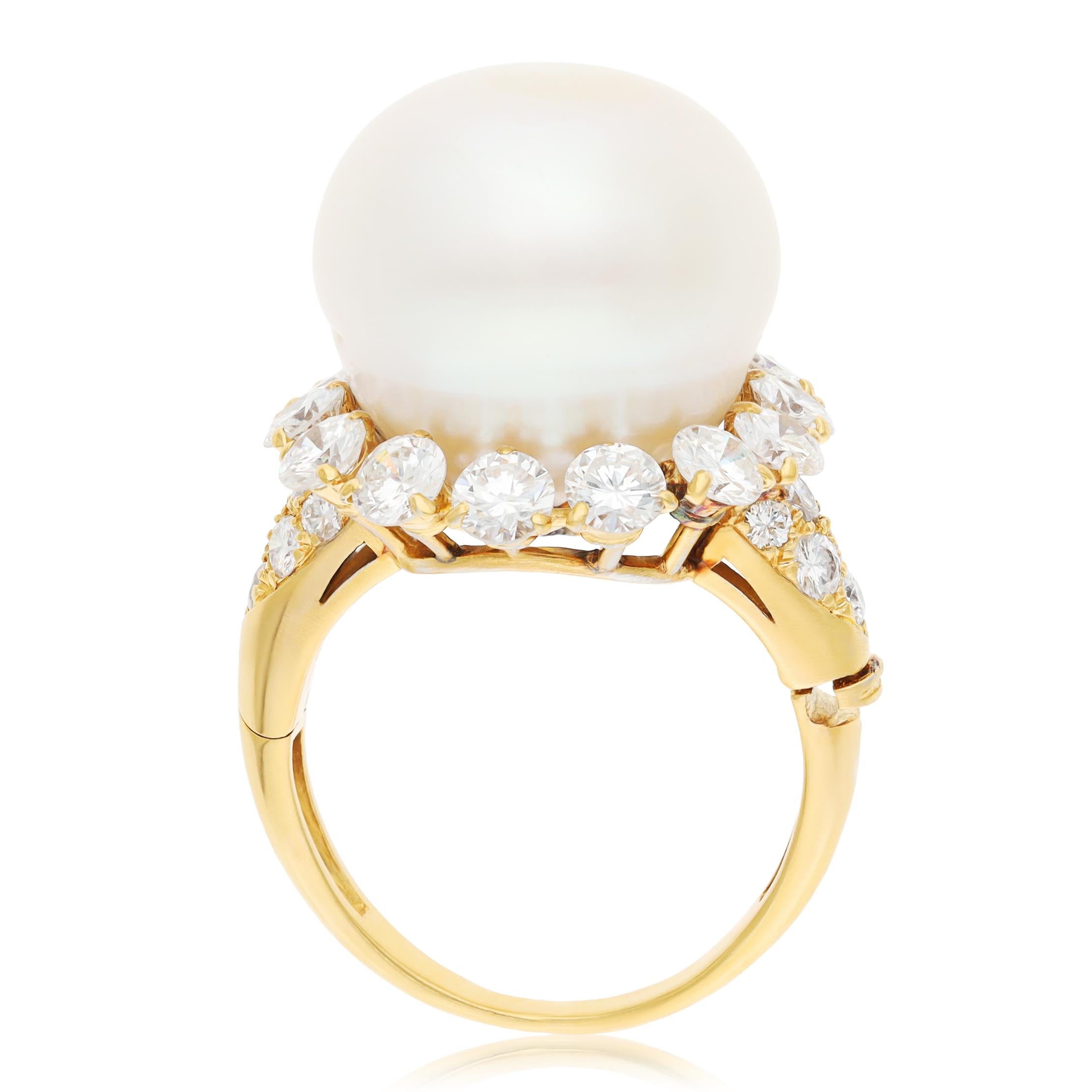 VAN CLEEF & ARPELS 18K Yellow Gold, Diamond and Pearl Ring