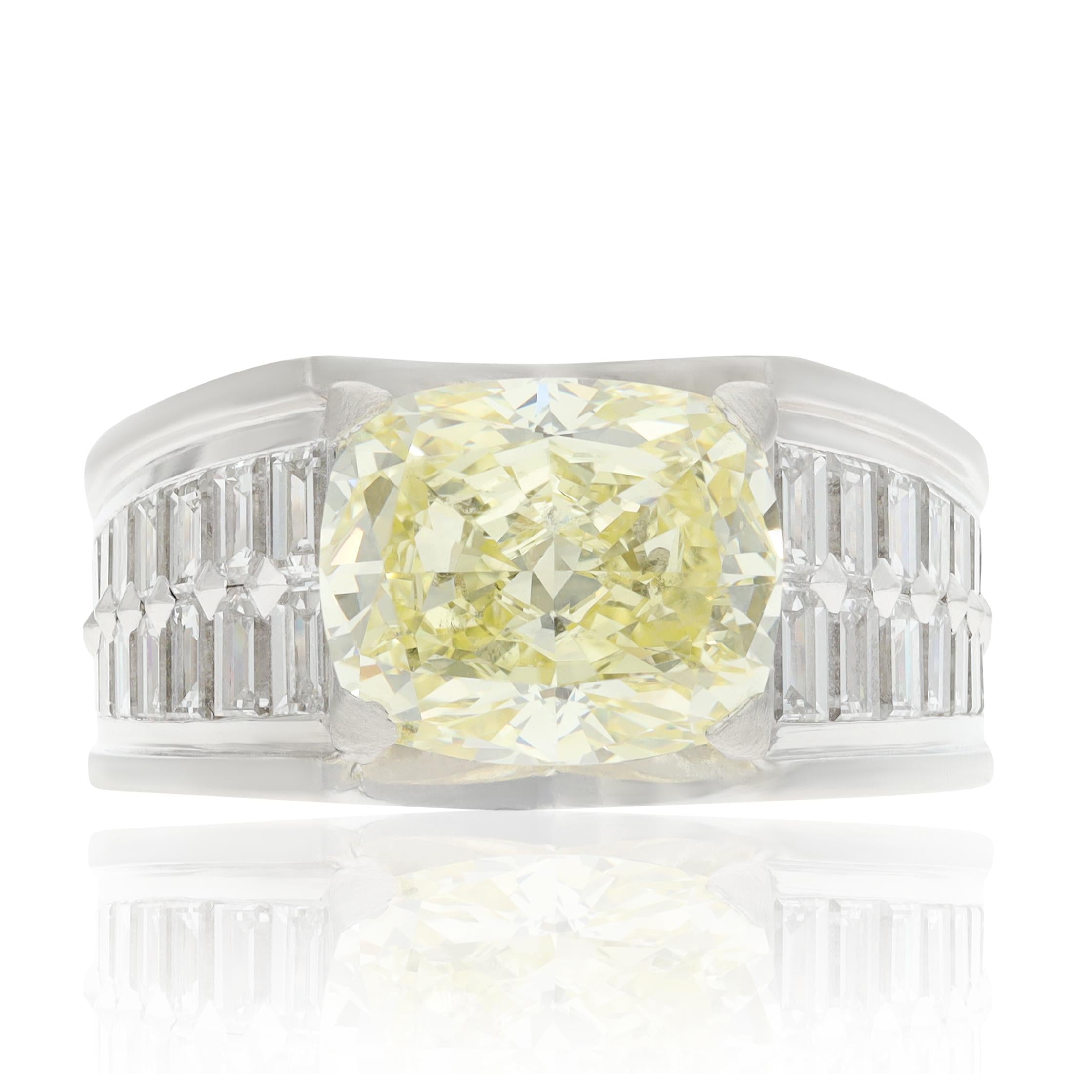 CARTIER Platinum, Cushion-Cut Fancy Yellow Diamond Ring