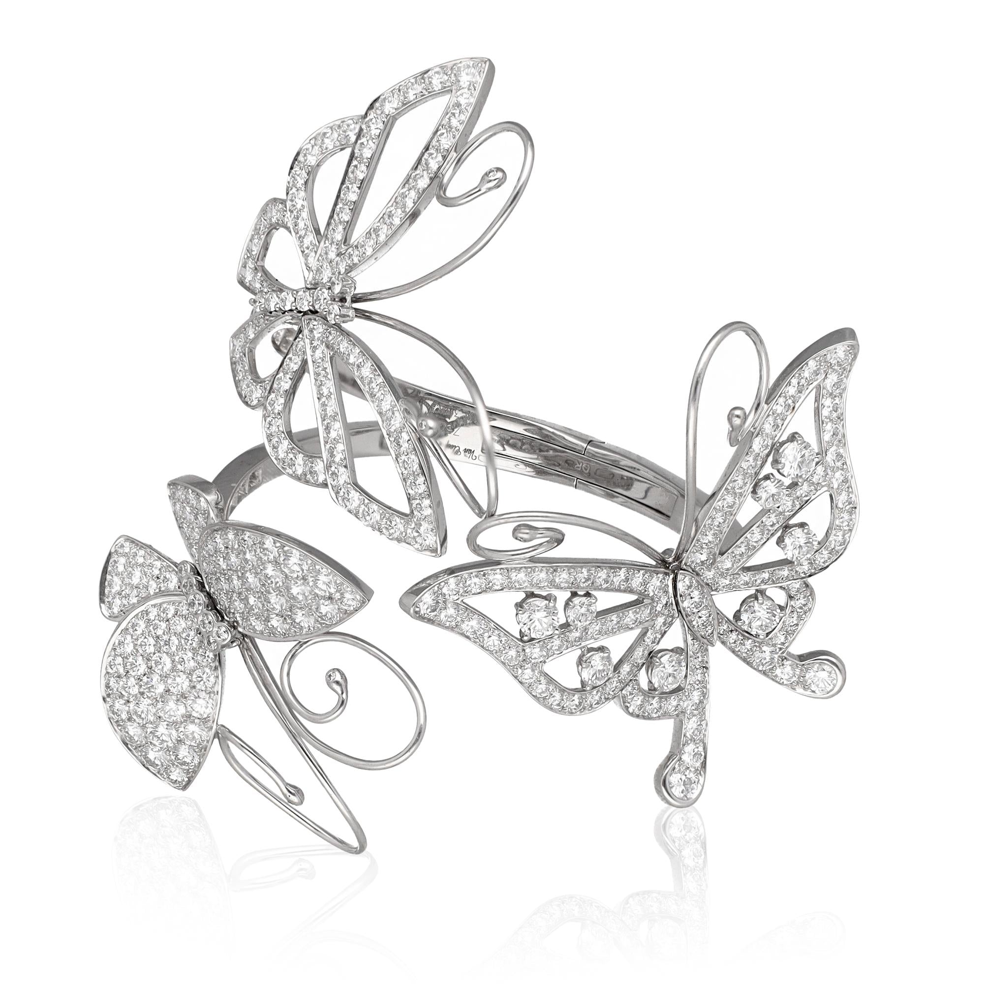 VAN CLEEF & ARPELS 18K White Gold Diamond Flying Butterfly Bangle