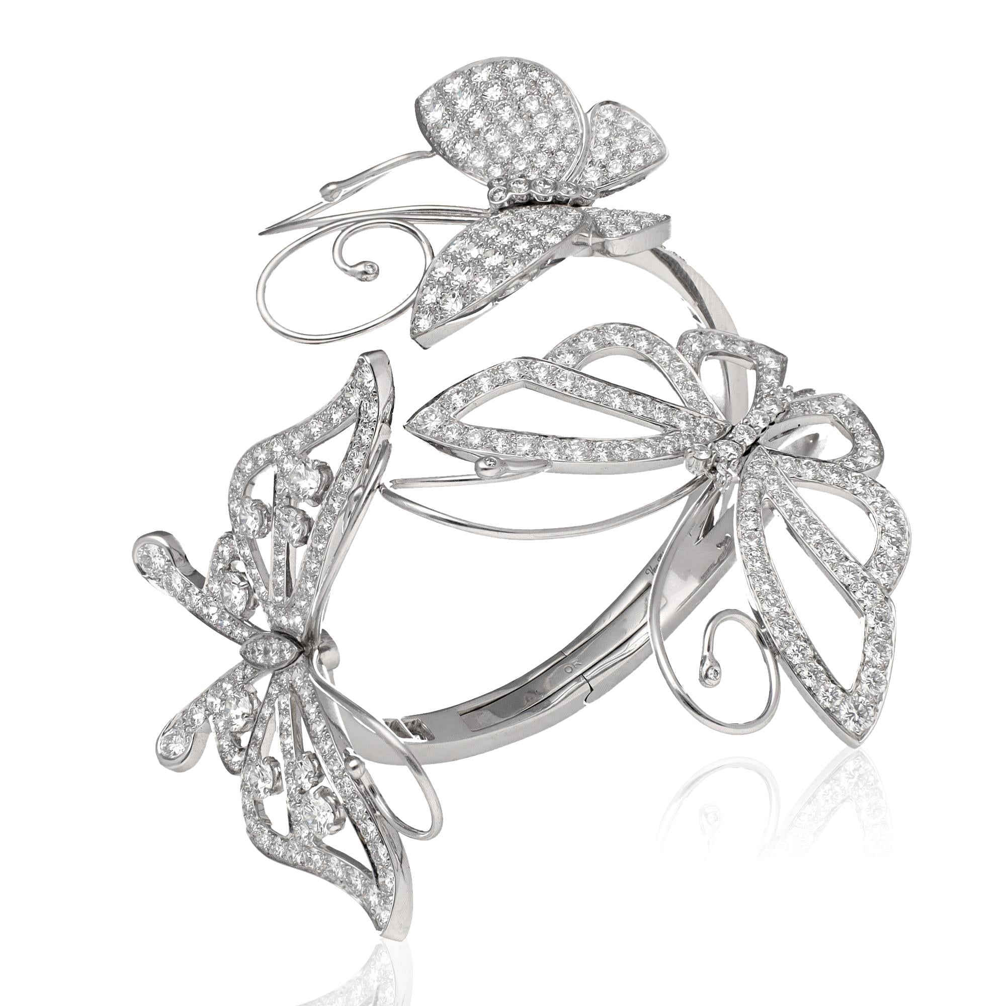 VAN CLEEF & ARPELS 18K White Gold Diamond Flying Butterfly Bangle