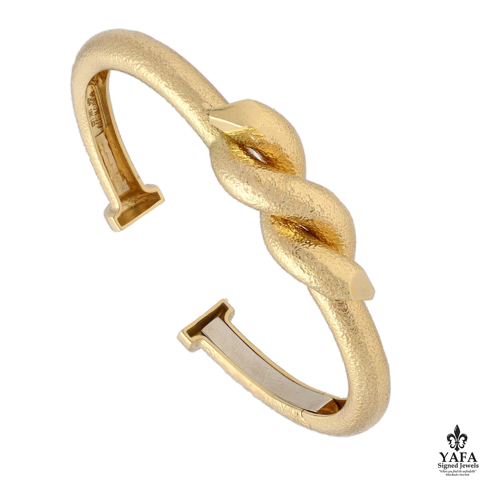 DAVID WEBB Twisted Nail Cuff Bracelet