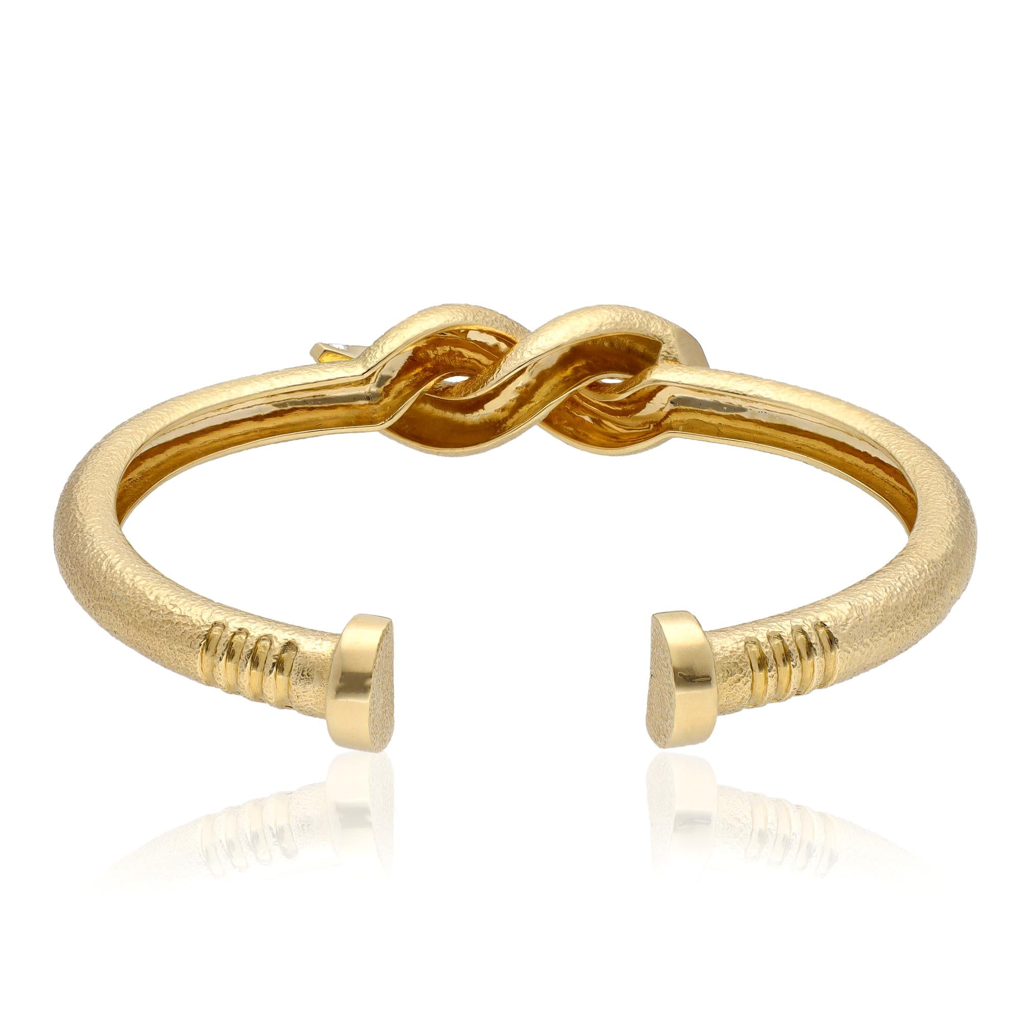 DAVID WEBB Twisted Nail Cuff Bracelet