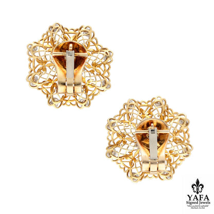 VAN CLEEF & ARPELS 'Dentelle' Earclips