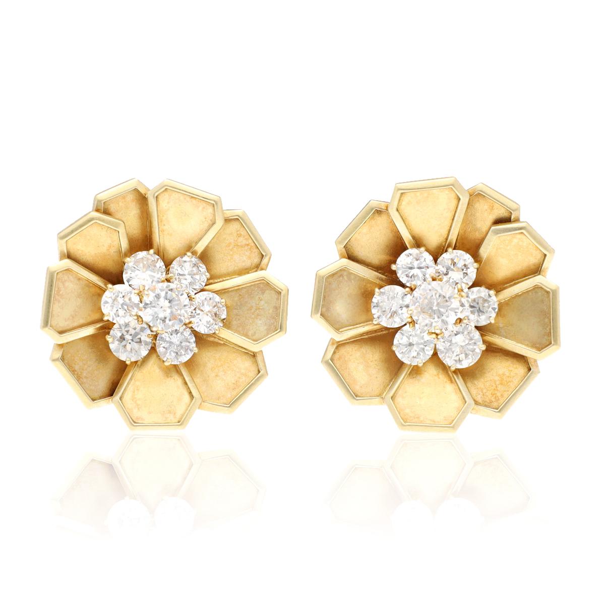 BVLGARI Diamond Floral Ear Clips