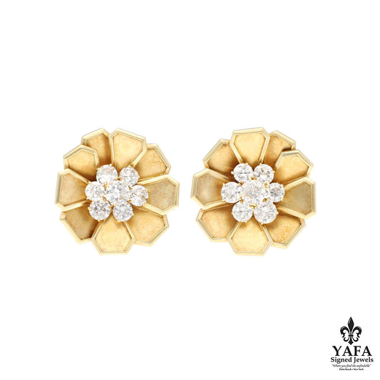 BVLGARI Diamond Floral Ear Clips