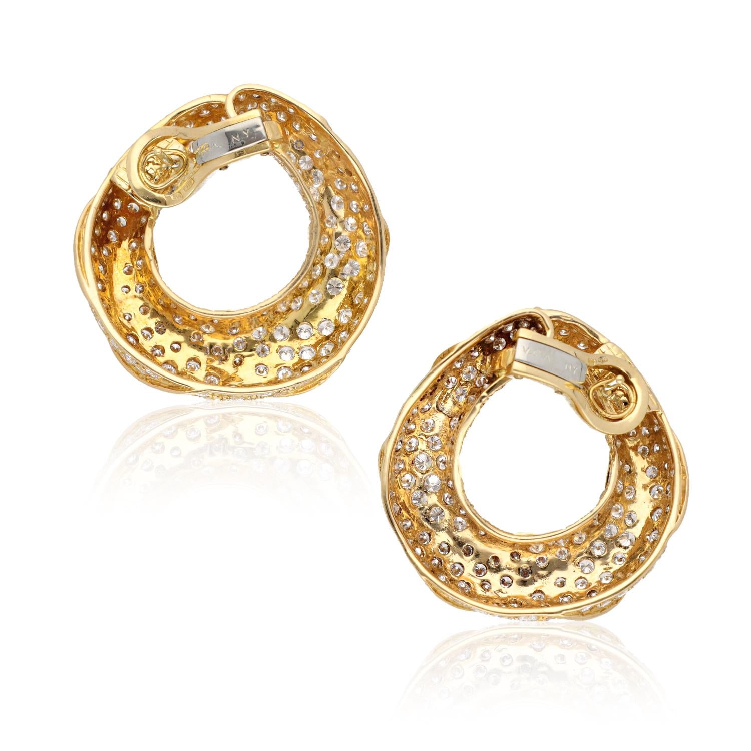 VAN CLEEF & ARPELS Diamond Crescent Hoop Earrings